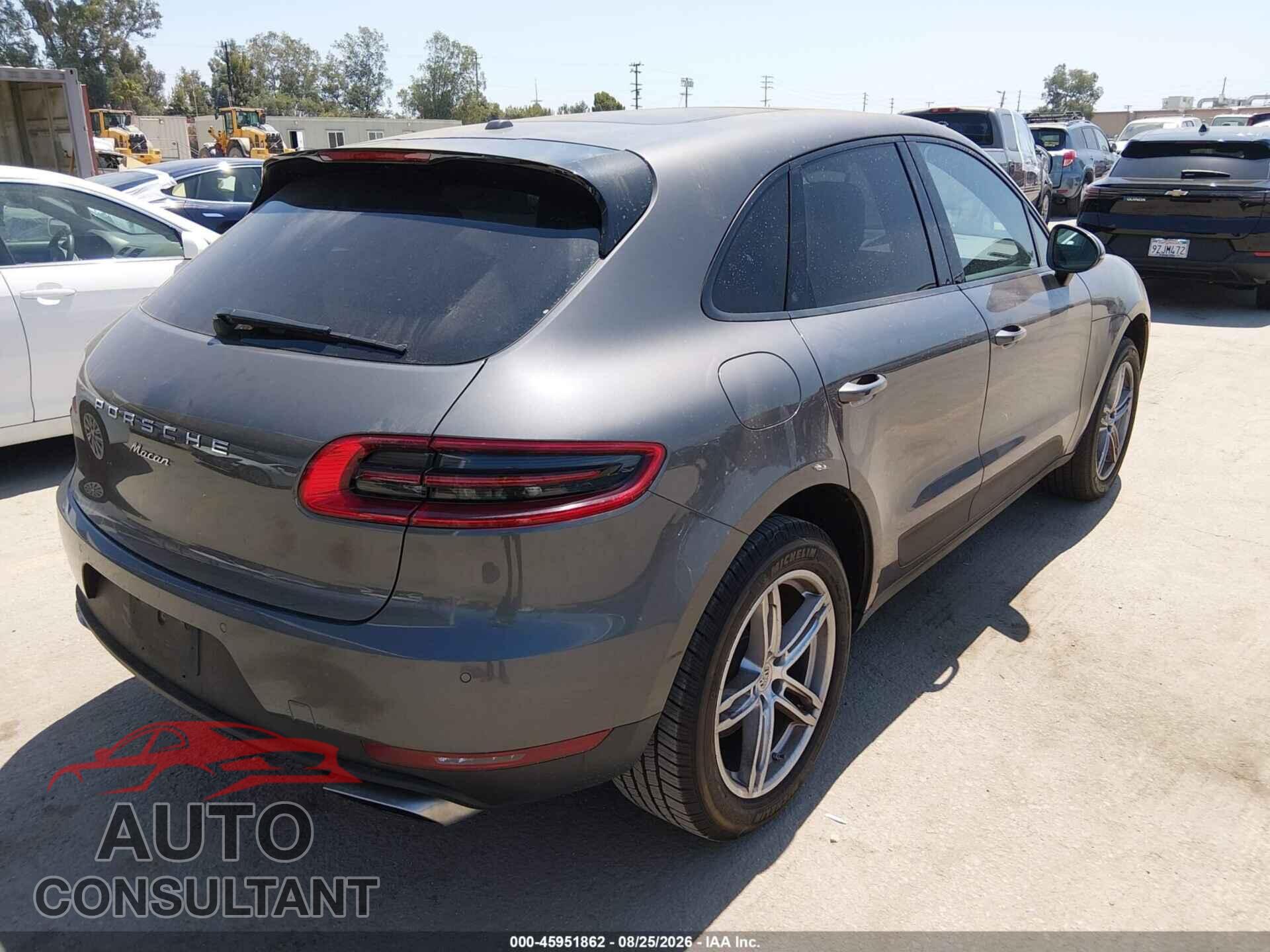 PORSCHE MACAN 2018 - WP1AA2A55JLB09351