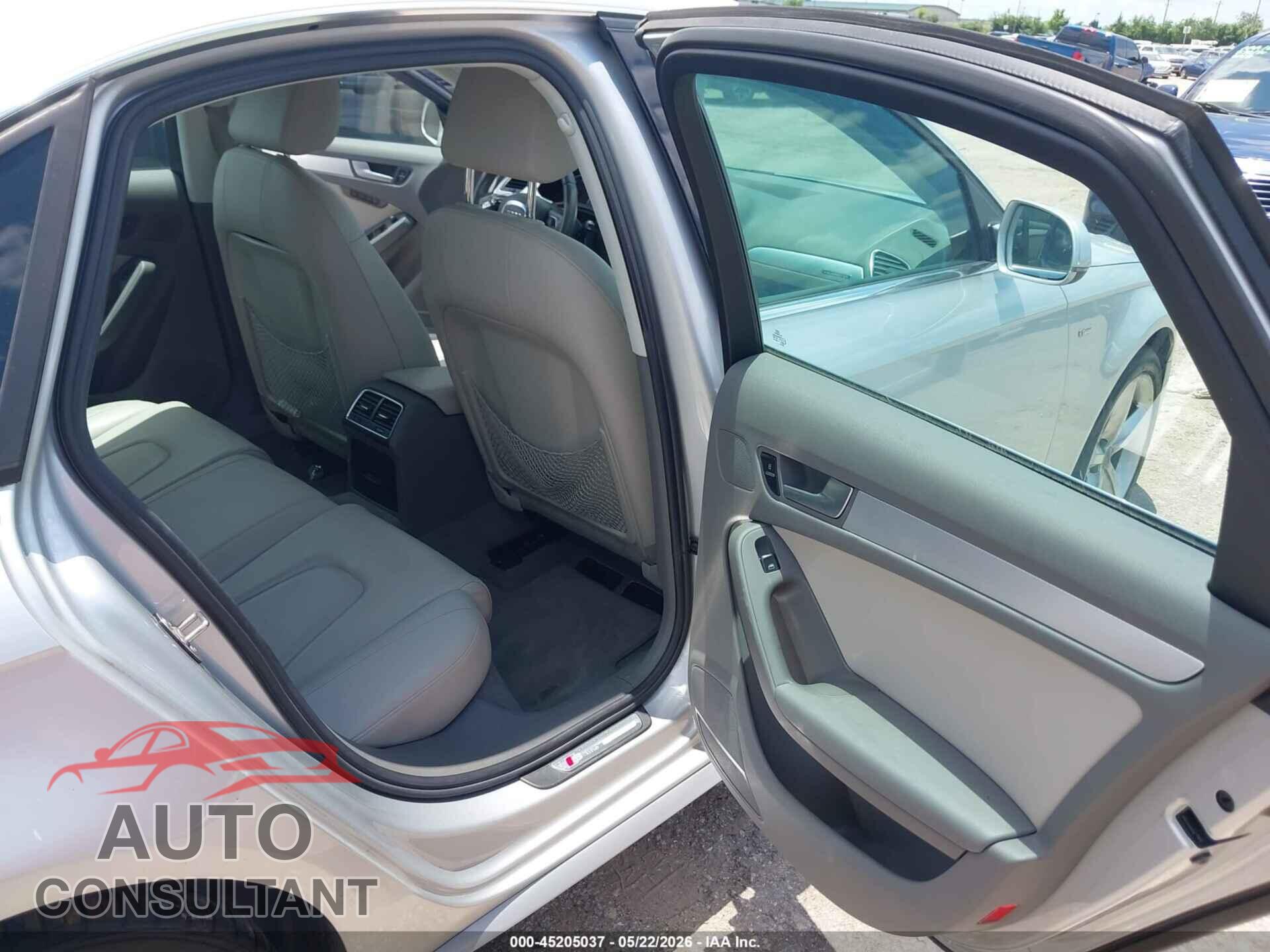 AUDI A4 2012 - WAUFFAFL3CA057594