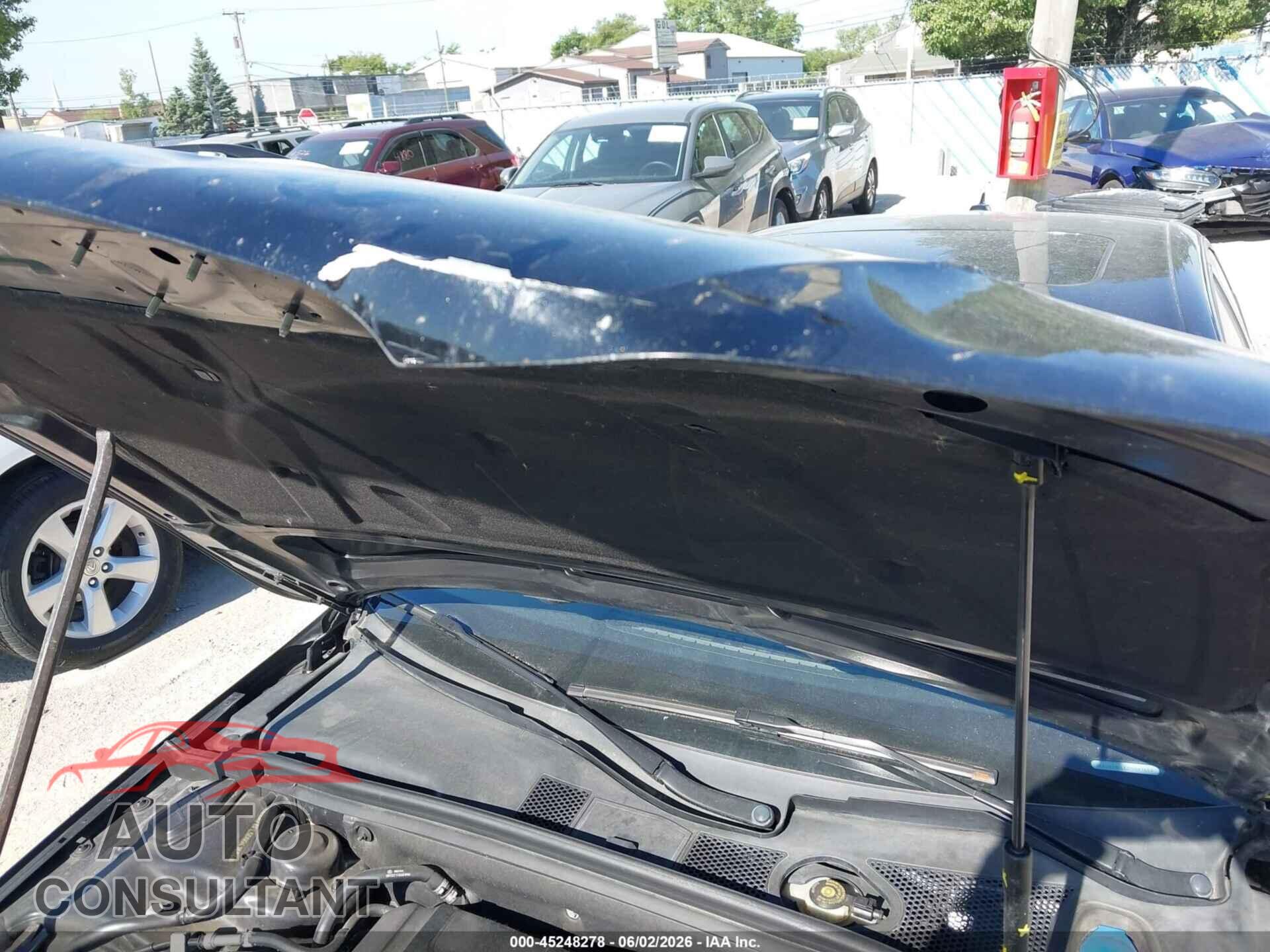 AUDI A4 2013 - WAUKFBFL5DN041654