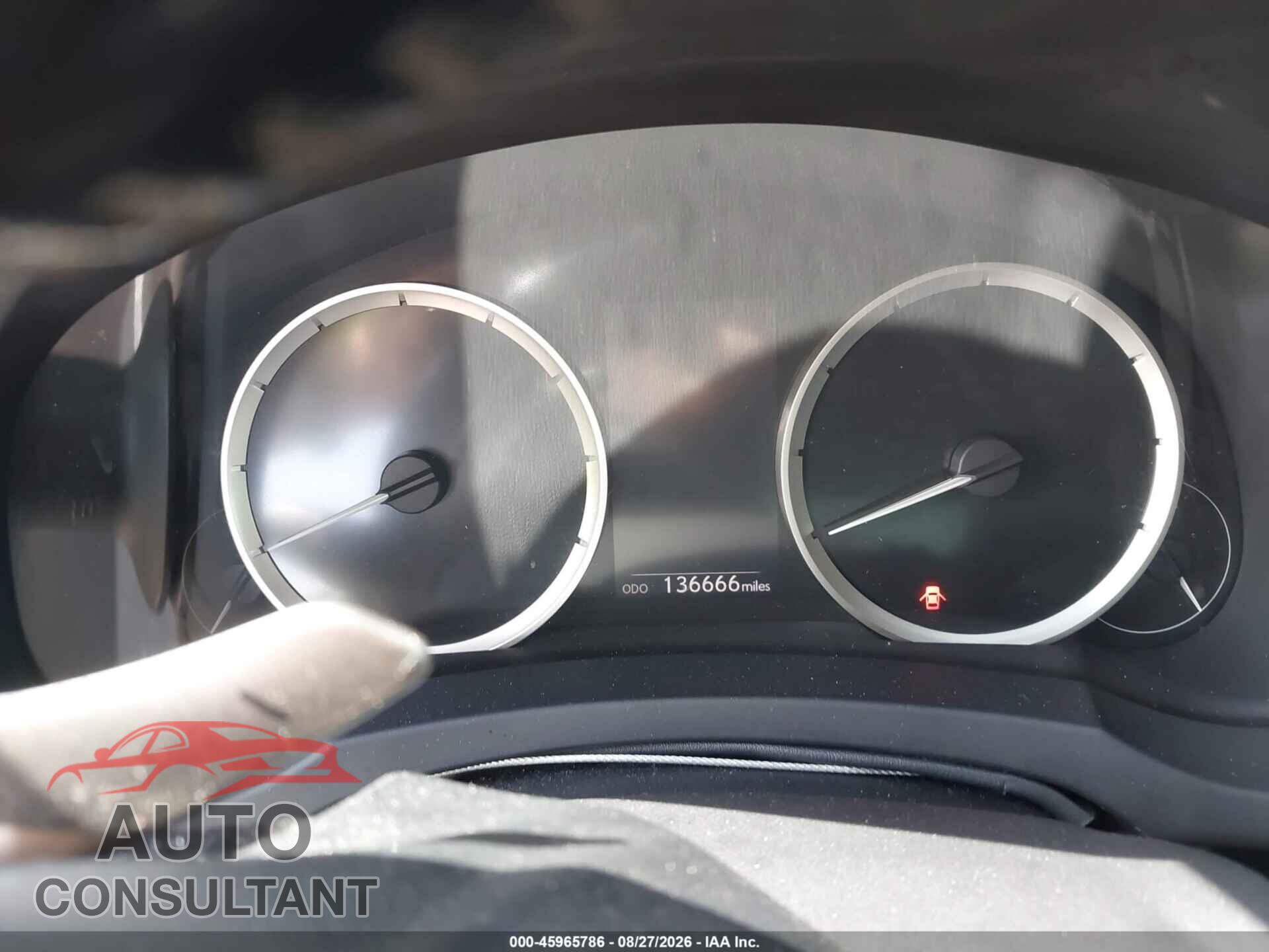 LEXUS IS 350 2014 - JTHCE1D23E5000180