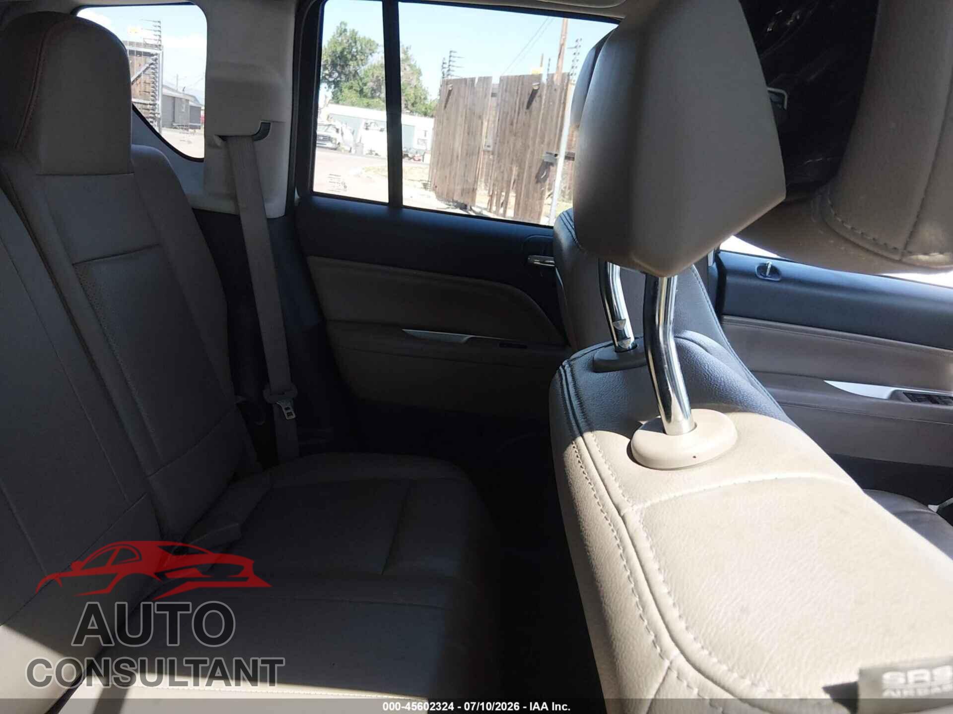 JEEP COMPASS 2015 - 1C4NJDEB2FD396261