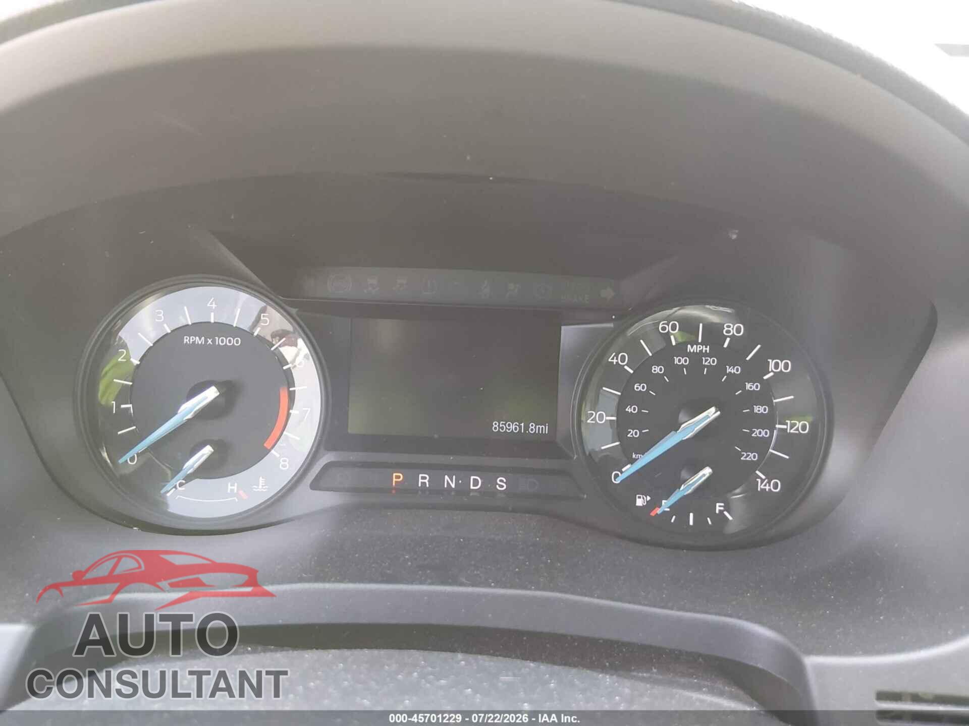 FORD EXPLORER 2018 - 1FM5K7D80JGB30535