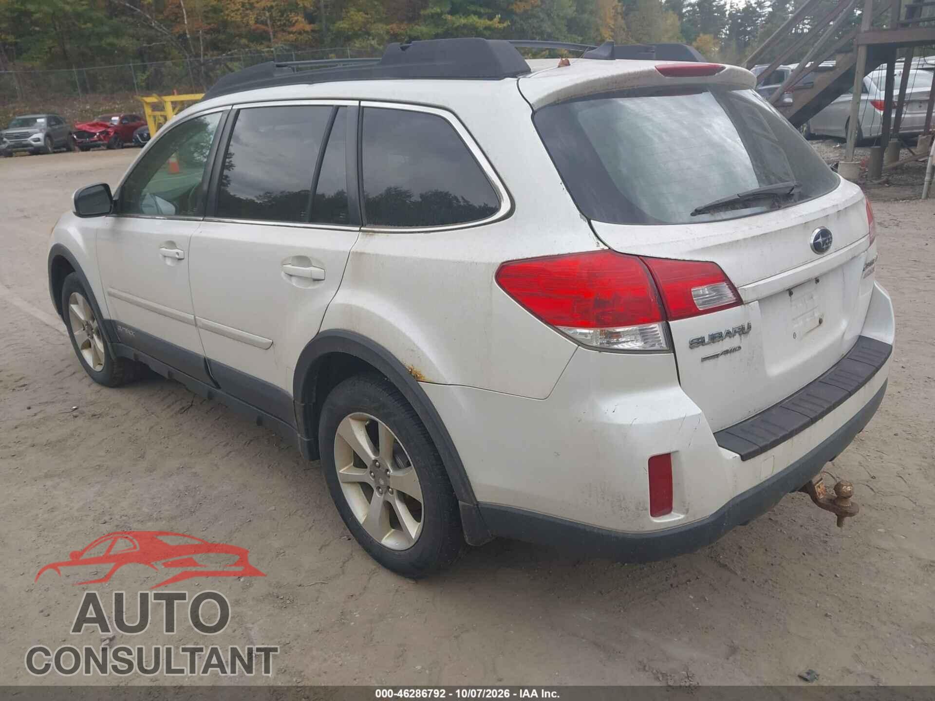 SUBARU OUTBACK 2013 - 4S4BRBLC7D3215648