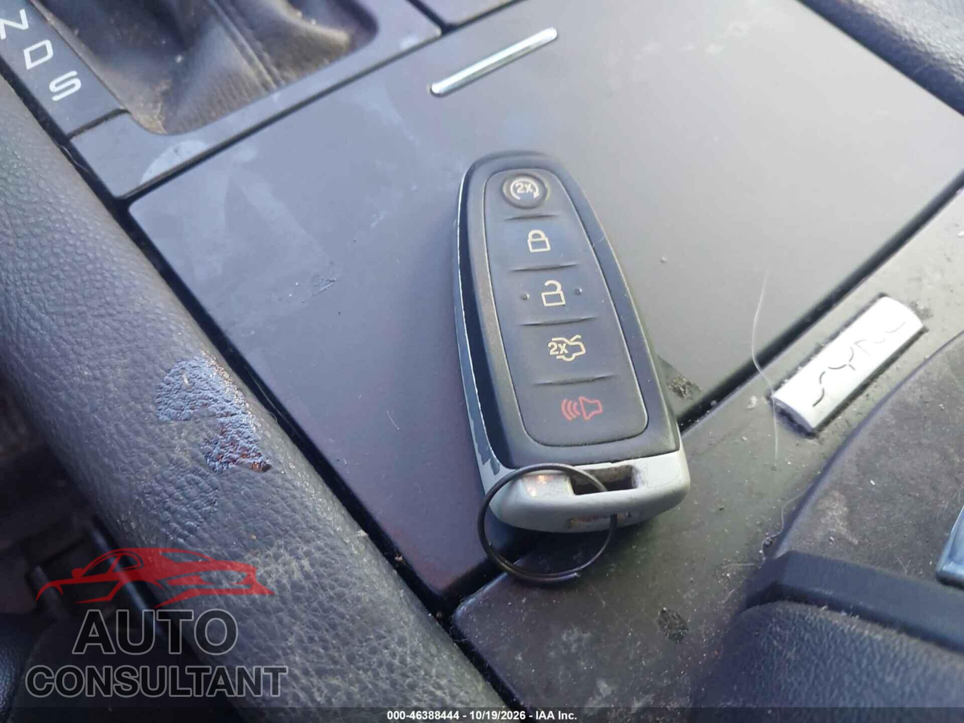 FORD TAURUS 2015 - 1FAHP2KT3FG181618