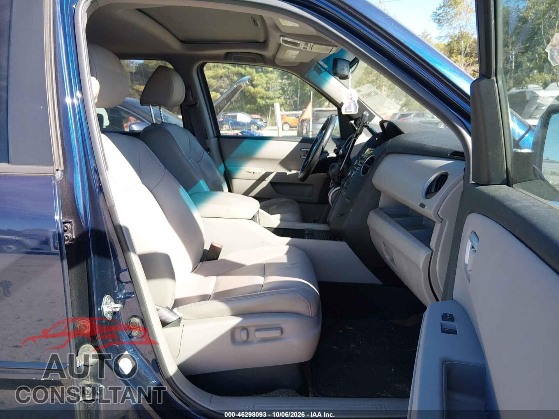 HONDA PILOT 2013 - 5FNYF4H59DB054543