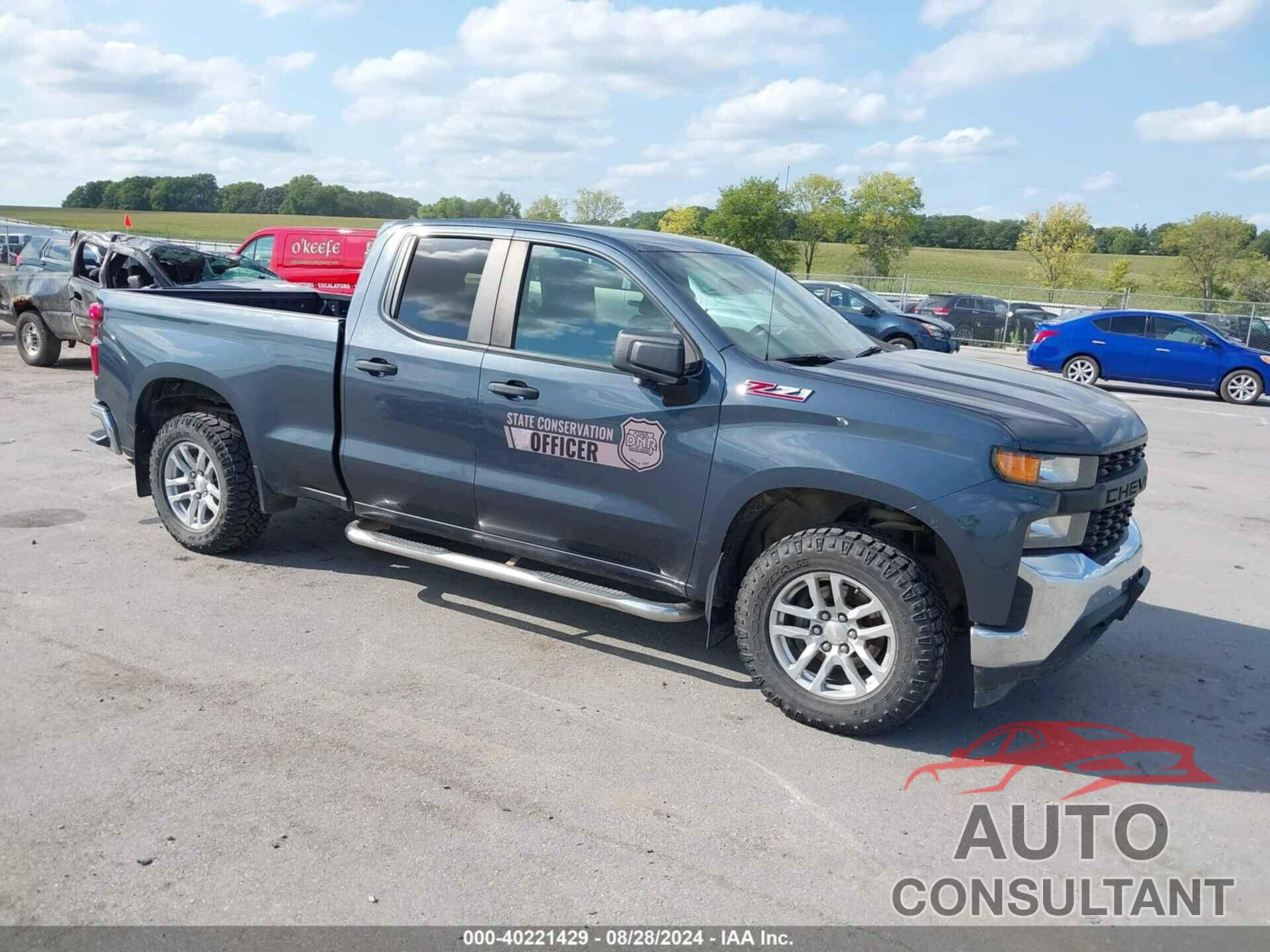 CHEVROLET SILVERADO 1500 2020 - 1GCRYAEFXLZ195916