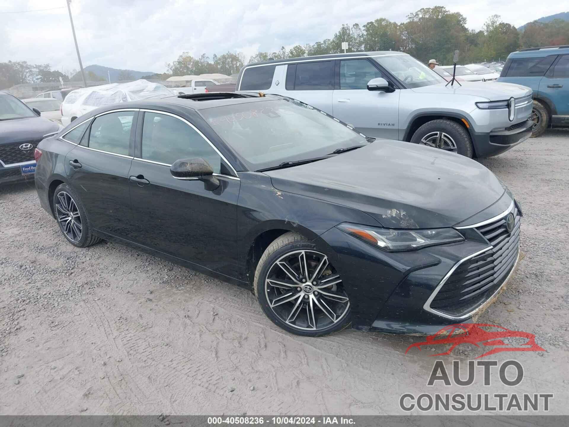 TOYOTA AVALON 2019 - 4T1BZ1FB5KU021138