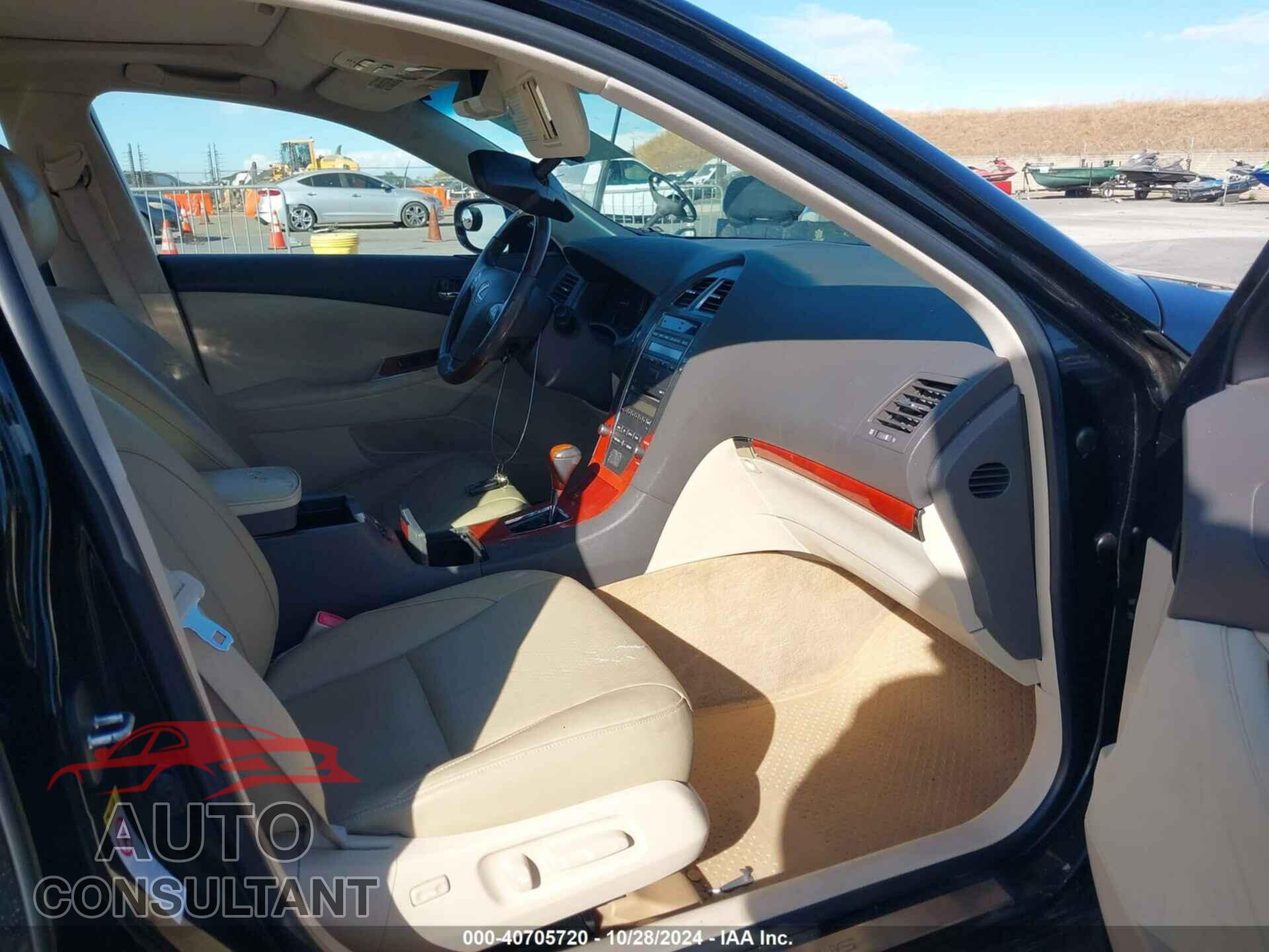 LEXUS ES 2011 - JTHBK1EG1B2420693