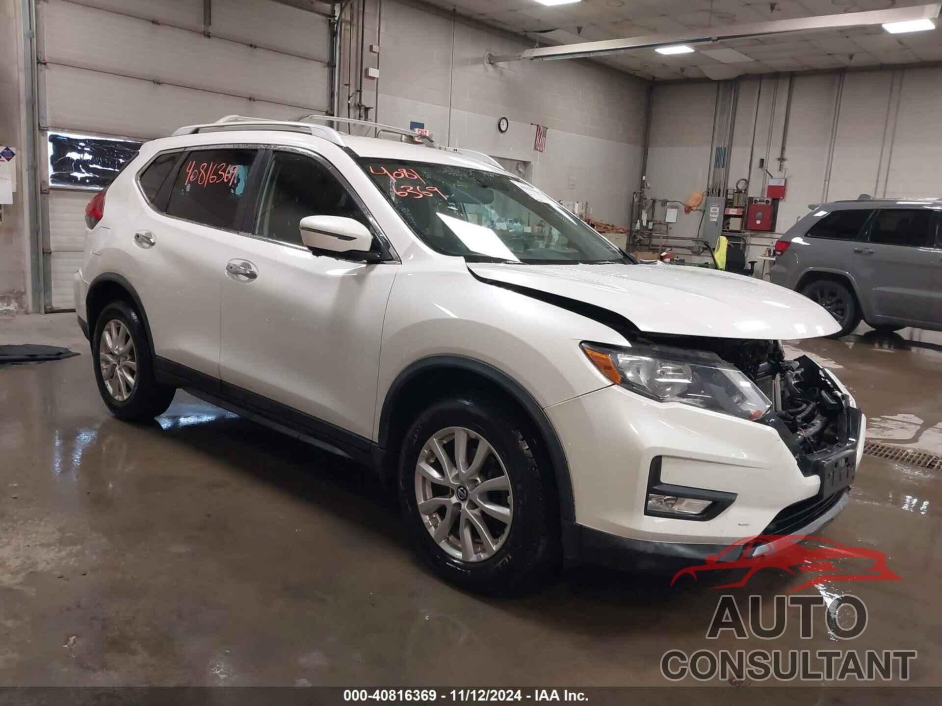 NISSAN ROGUE 2017 - KNMAT2MV0HP502605