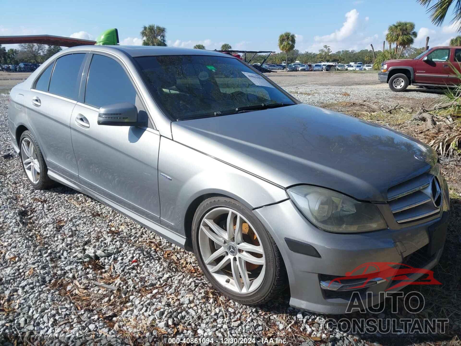 MERCEDES-BENZ C 250 2013 - WDDGF4HB8DA797517