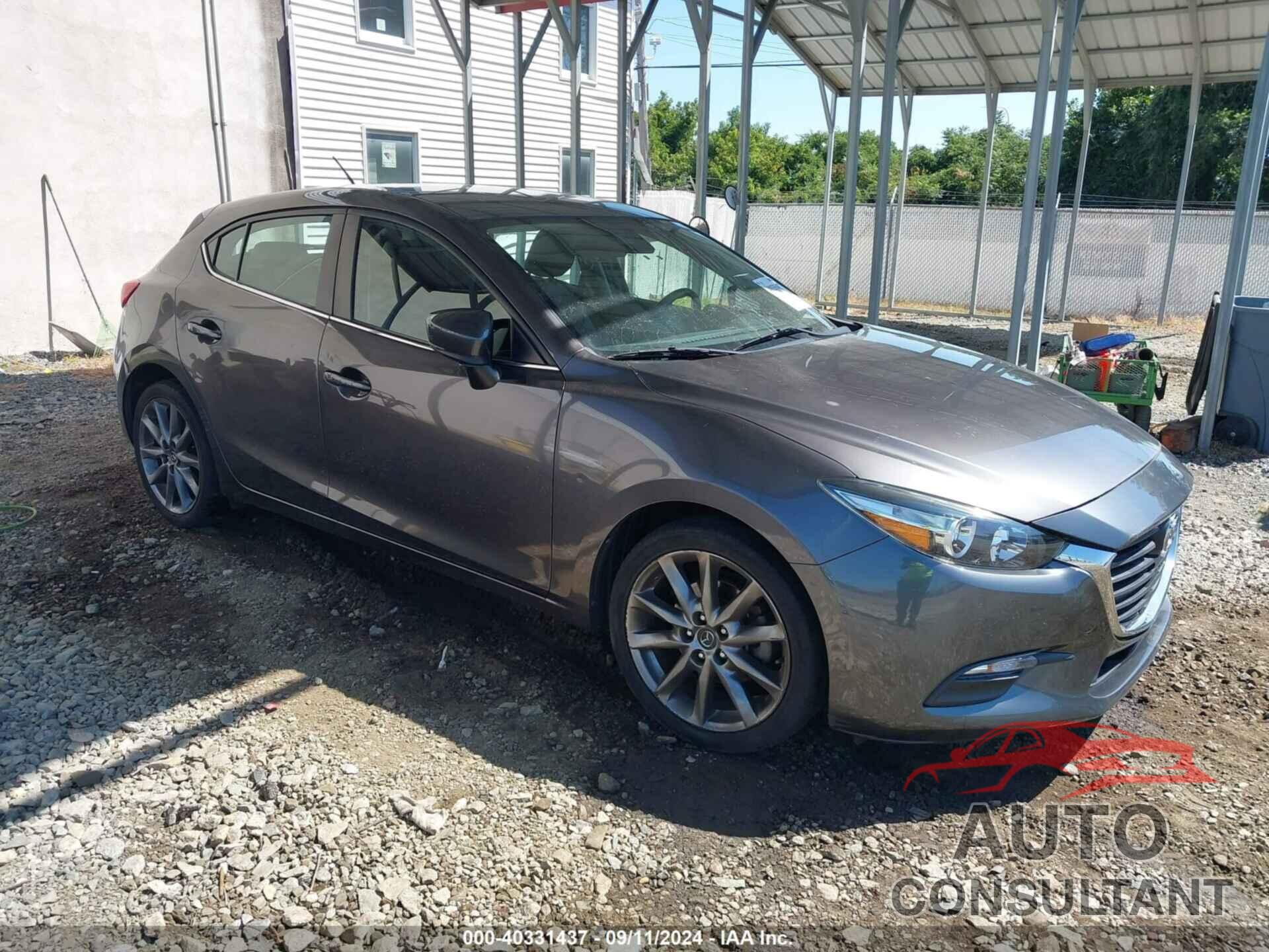 MAZDA MAZDA3 2018 - 3MZBN1L34JM255428