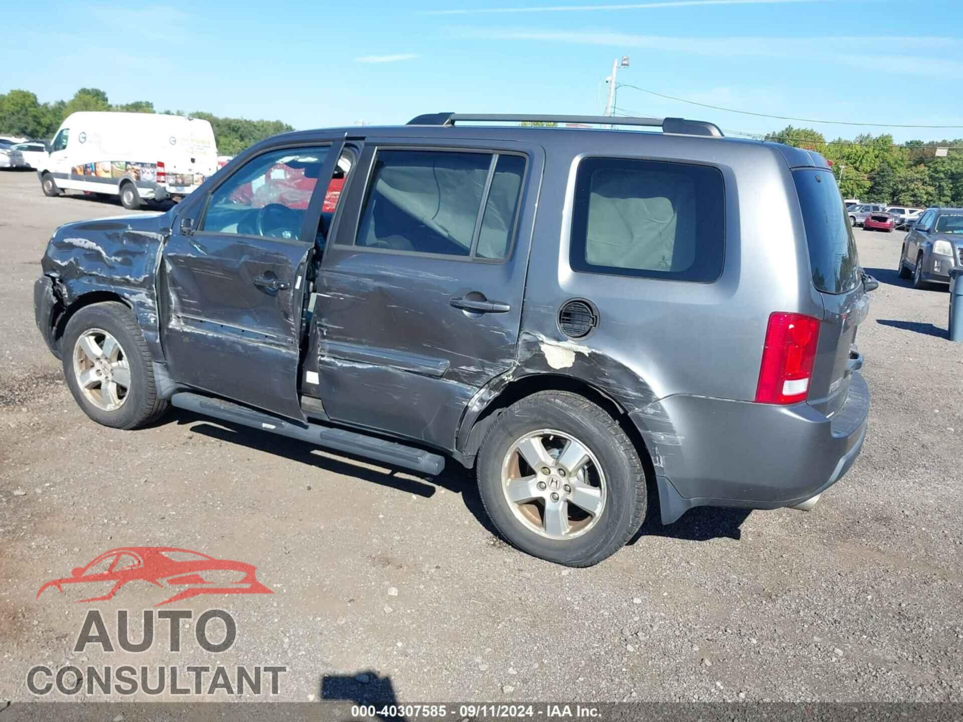 HONDA PILOT 2011 - 5FNYF4H55BB049384