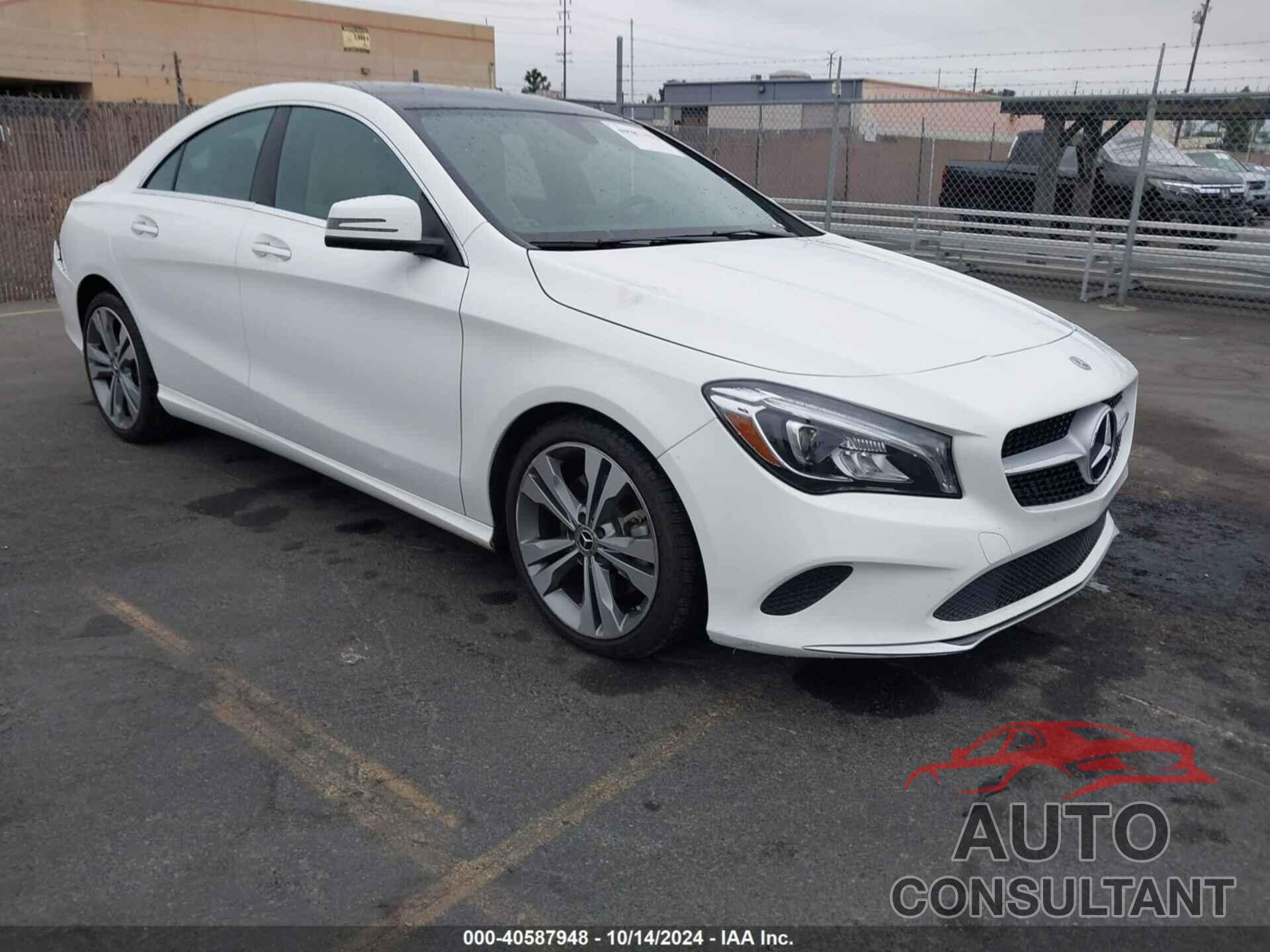 MERCEDES-BENZ CLA 250 2019 - WDDSJ4EB7KN712038