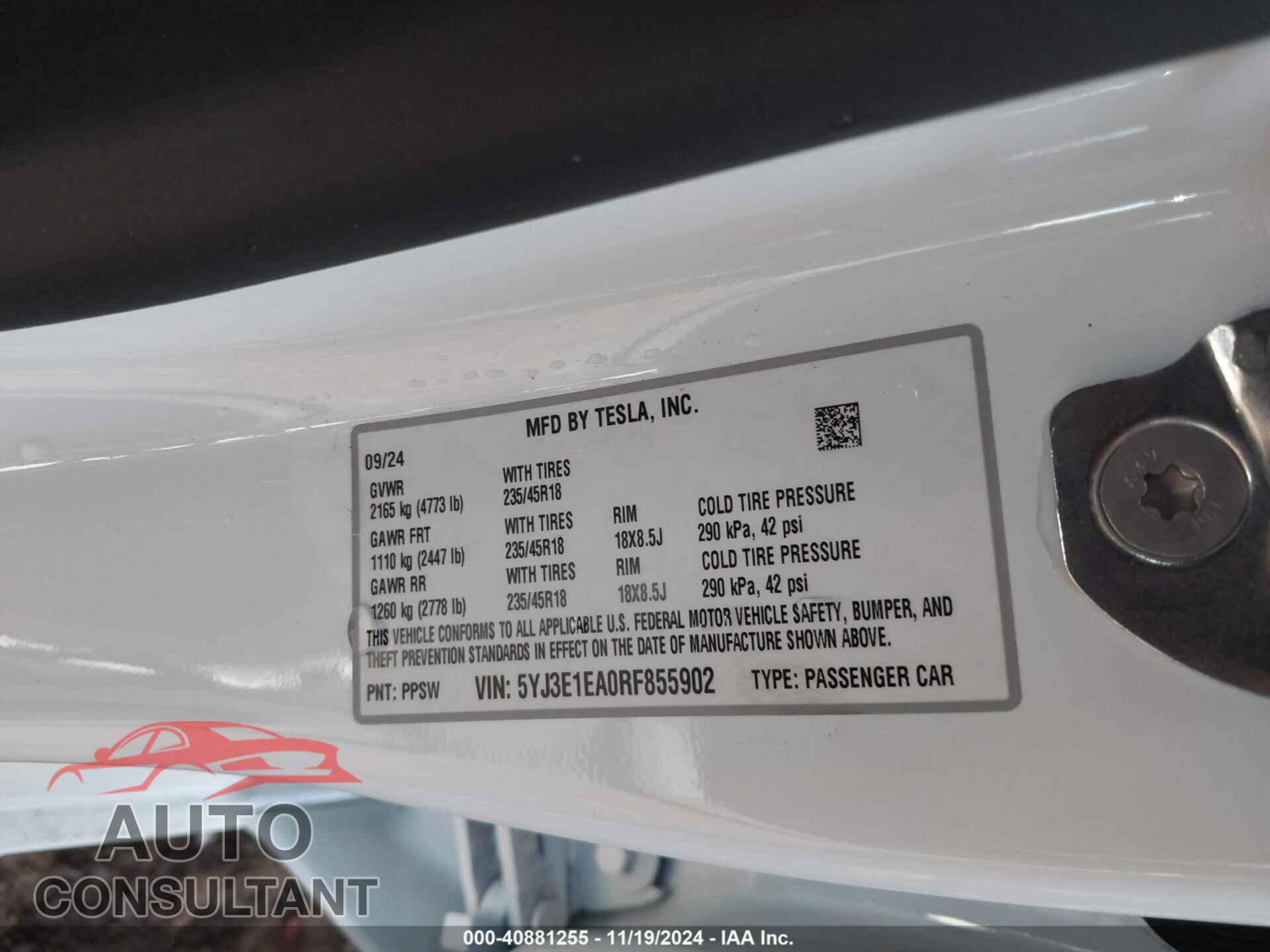 TESLA MODEL 3 2024 - 5YJ3E1EA0RF855902