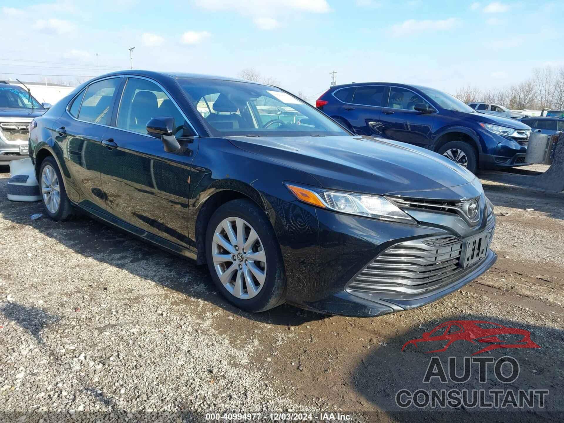 TOYOTA CAMRY 2018 - JTNB11HK2J3001941
