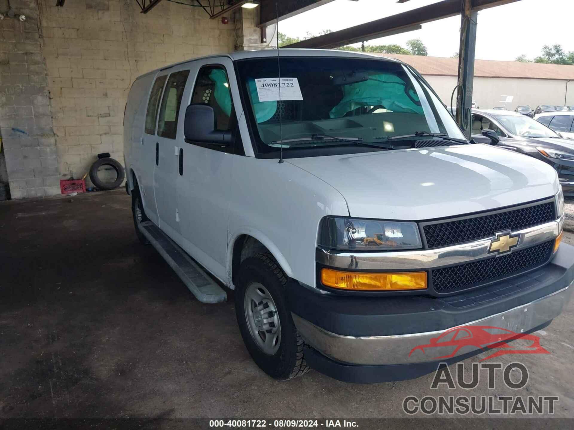 CHEVROLET EXPRESS 2500 2018 - 1GCWGAFG4J1908608