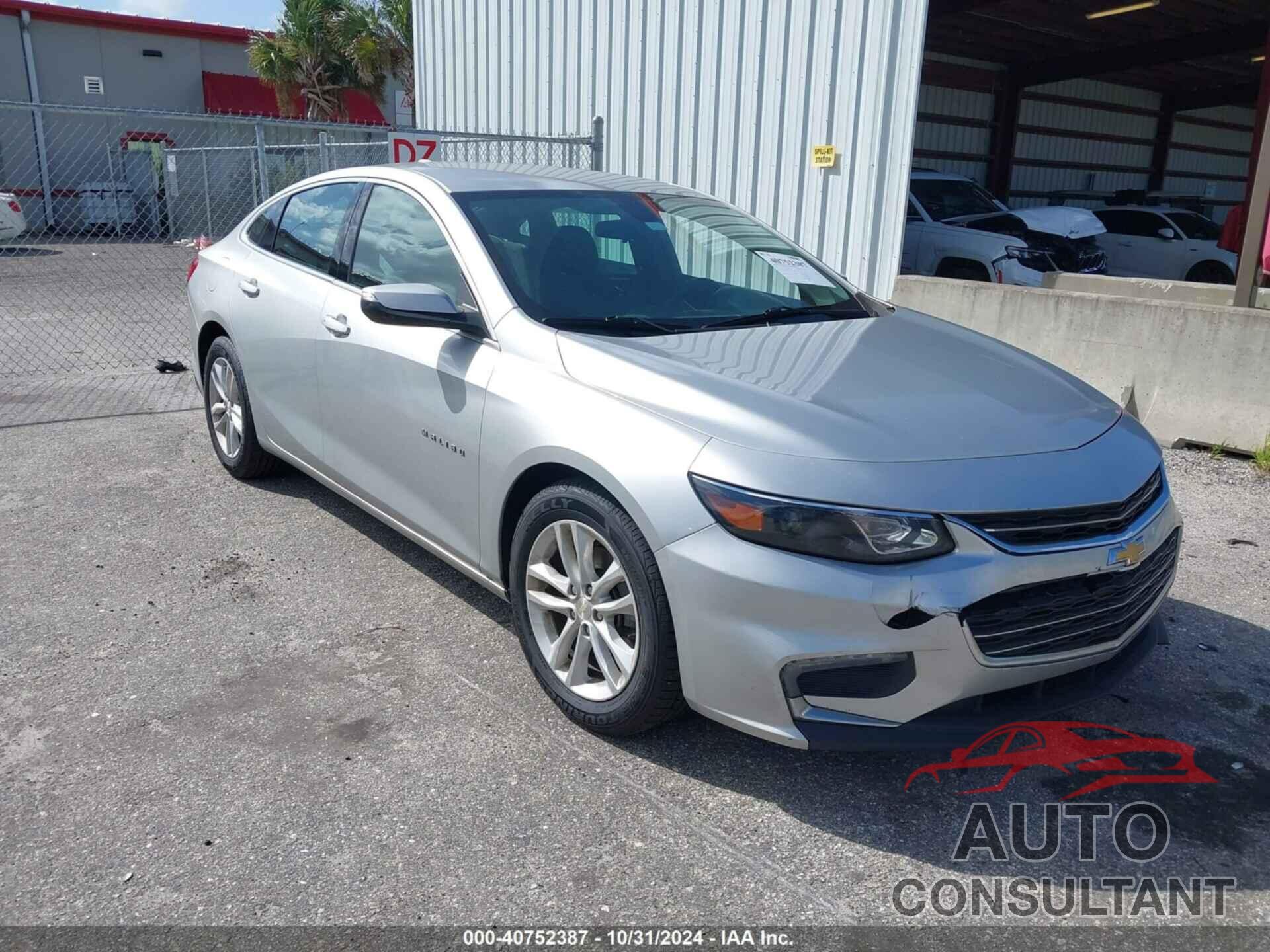 CHEVROLET MALIBU 2018 - 1G1ZD5ST7JF181038