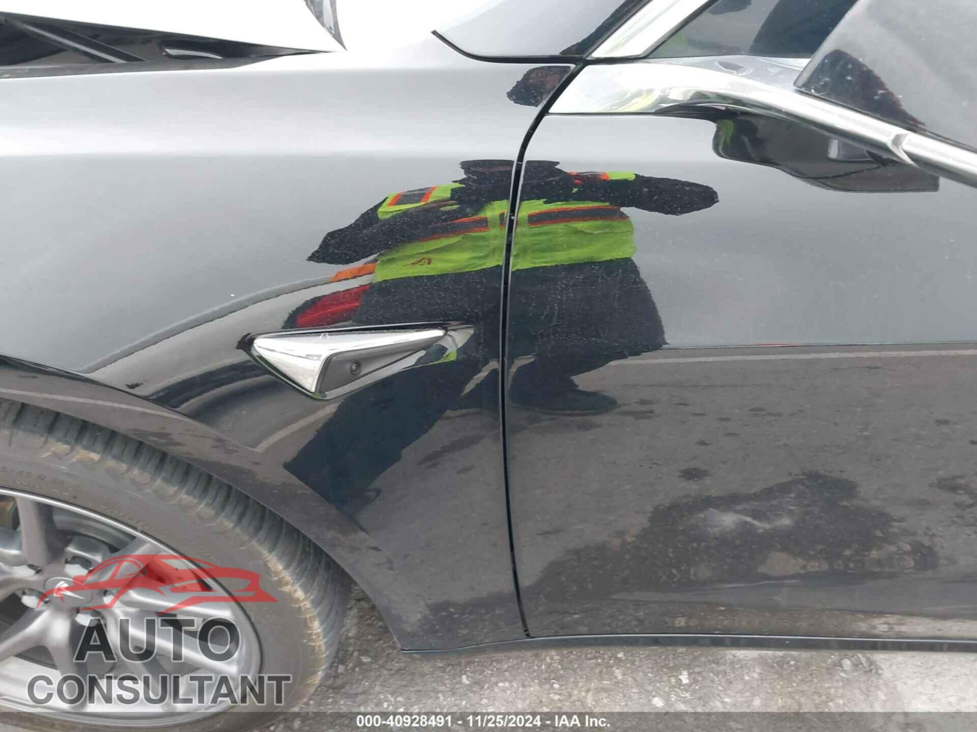 TESLA MODEL 3 2020 - 5YJ3E1EB5LF769677