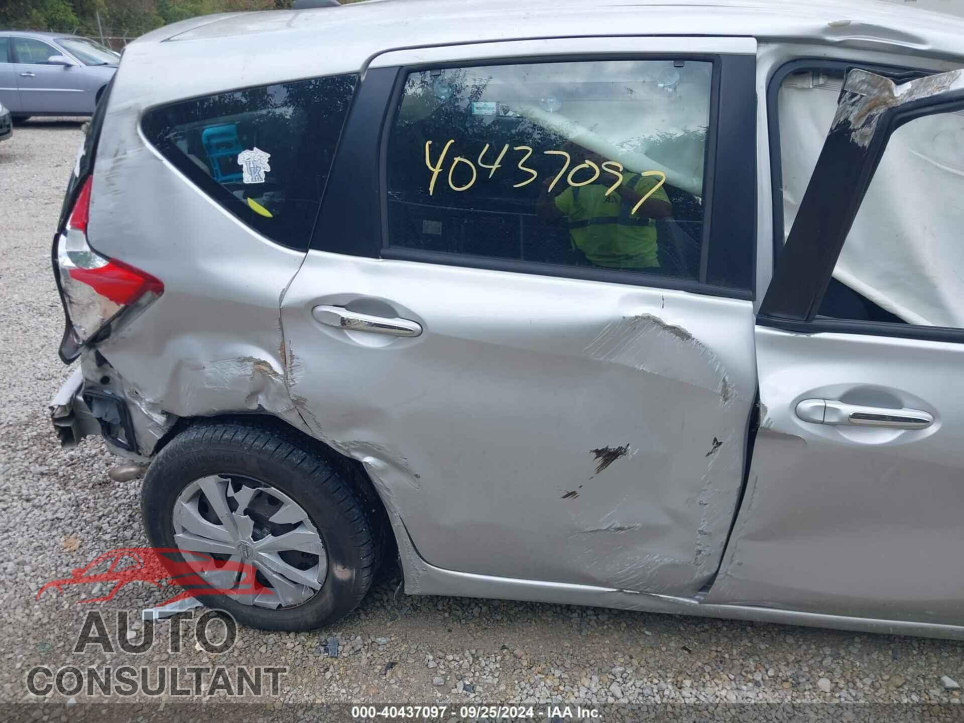 NISSAN VERSA NOTE 2017 - 3N1CE2CP3HL377894