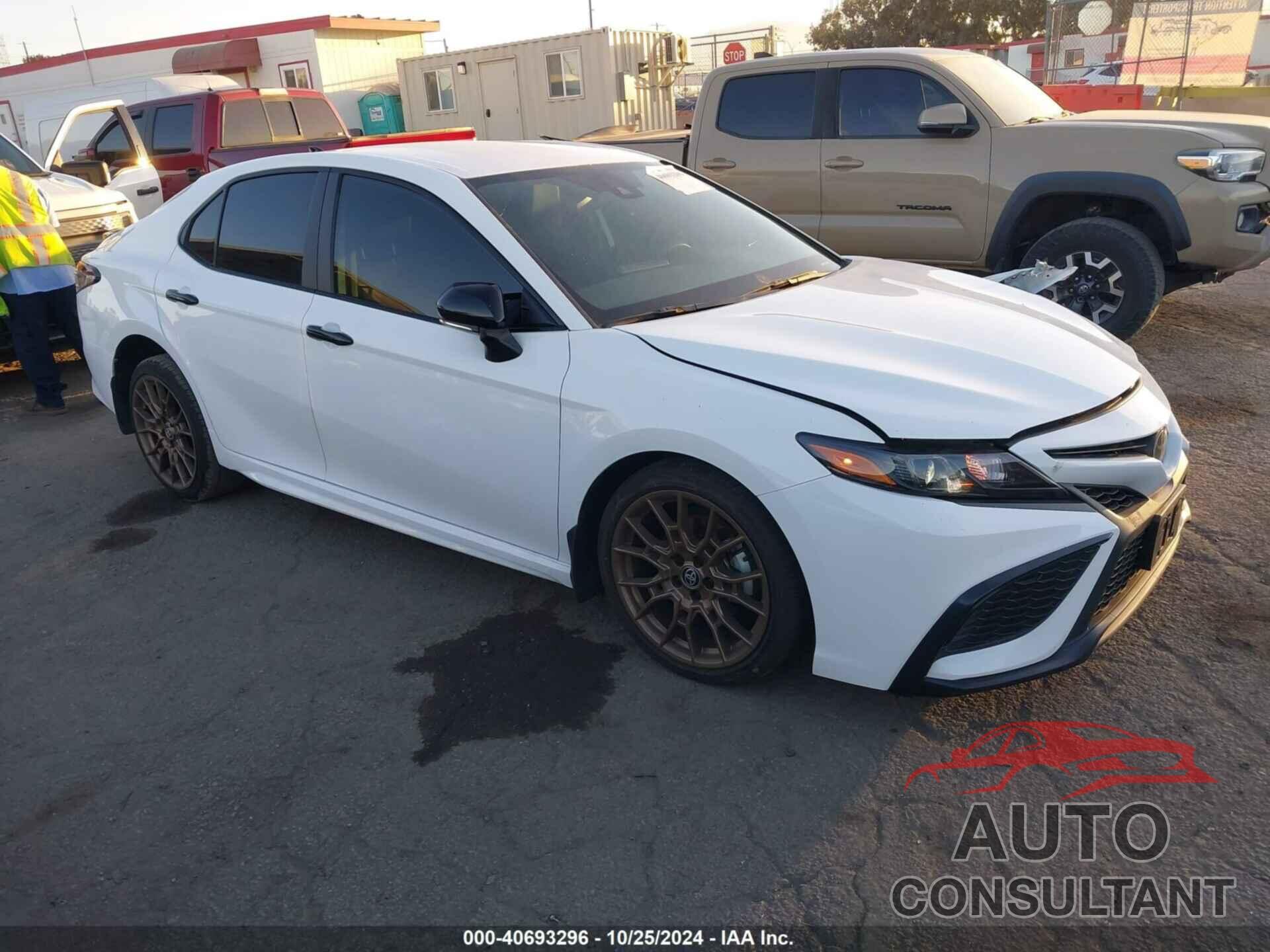 TOYOTA CAMRY 2024 - 4T1T11AK2RU200606