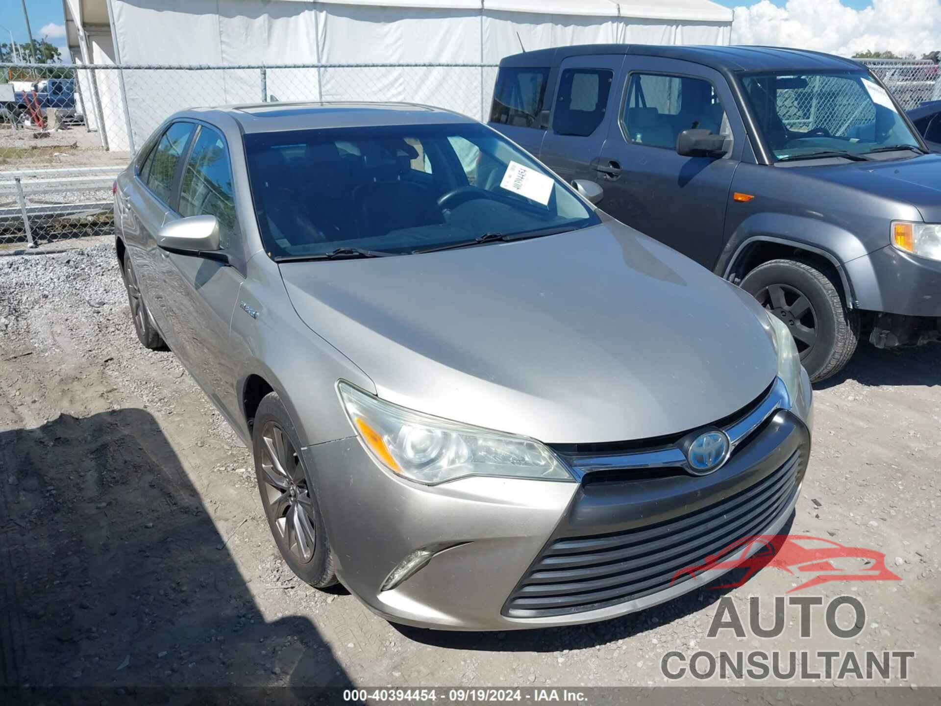 TOYOTA CAMRY HYBRID 2017 - 4T1BD1FK0HU228866