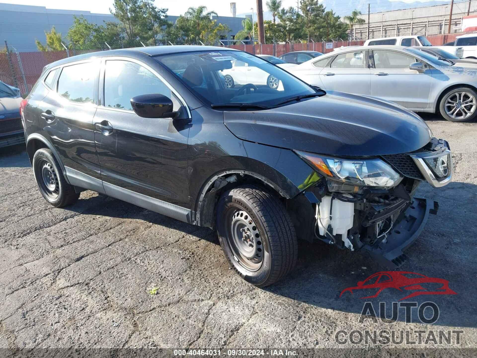 NISSAN ROGUE SPORT 2018 - JN1BJ1CR5JW288556