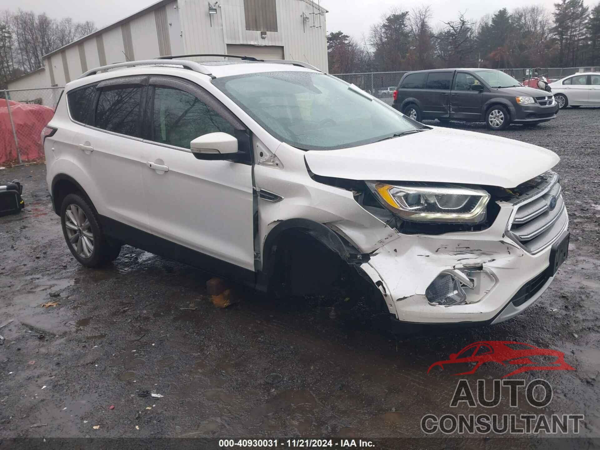 FORD ESCAPE 2017 - 1FMCU9J94HUB72003