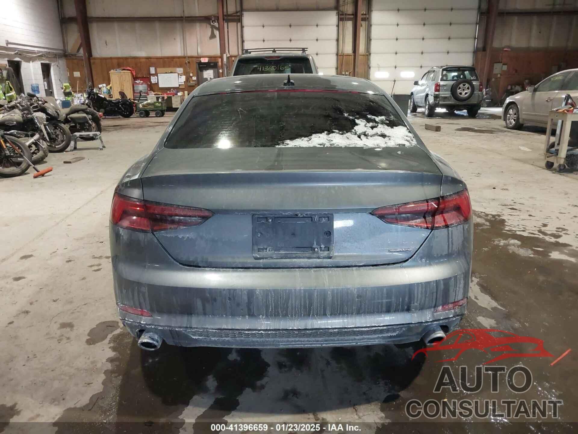 AUDI A5 2018 - WAUTNAF50JA011354