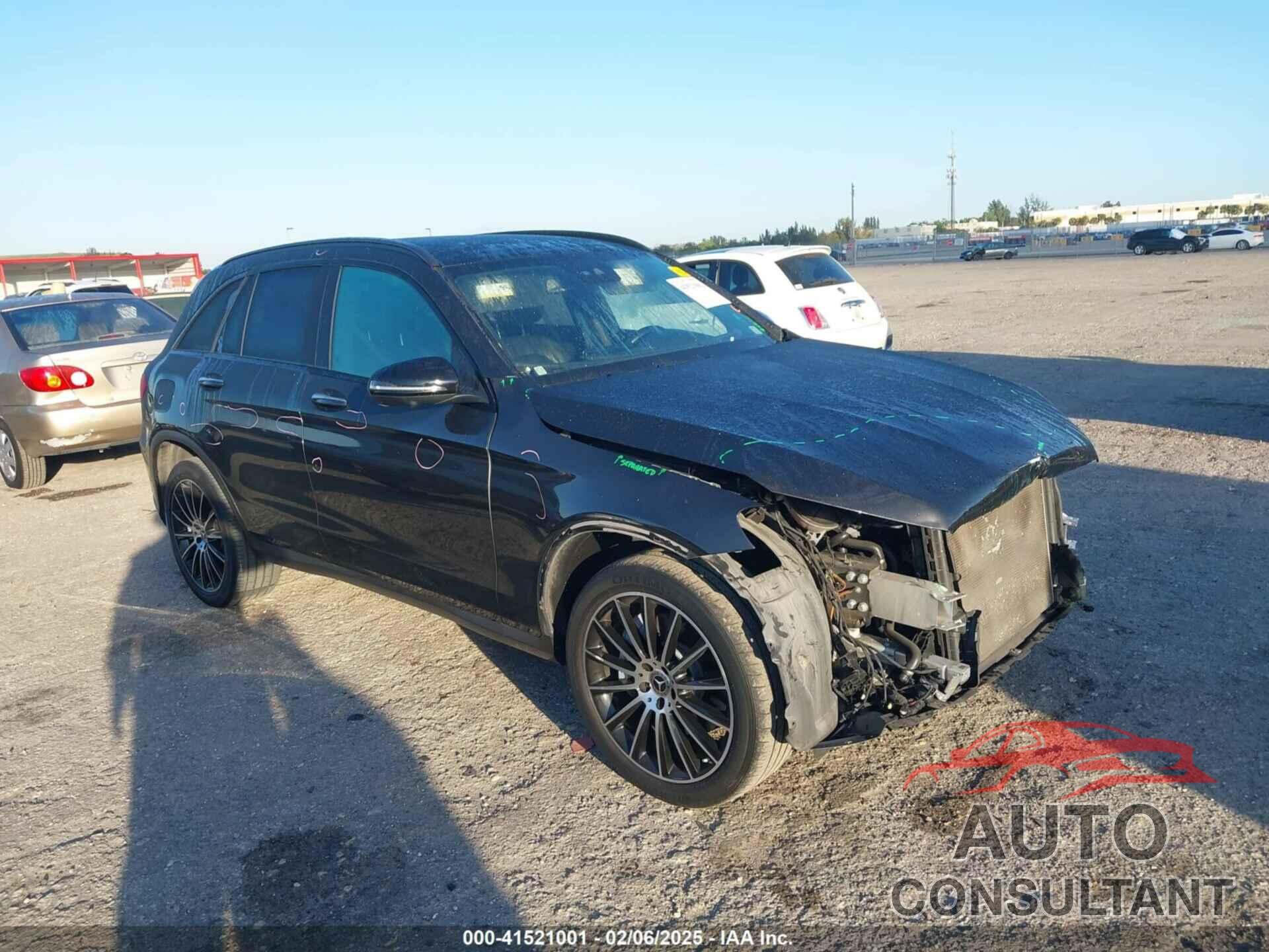 MERCEDES-BENZ GLC 300 2022 - W1N0G8DB8NV334589