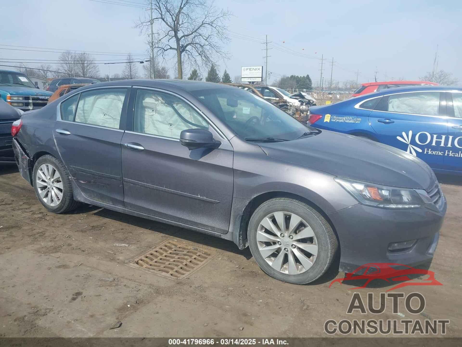 HONDA ACCORD 2015 - 1HGCR3F81FA010221