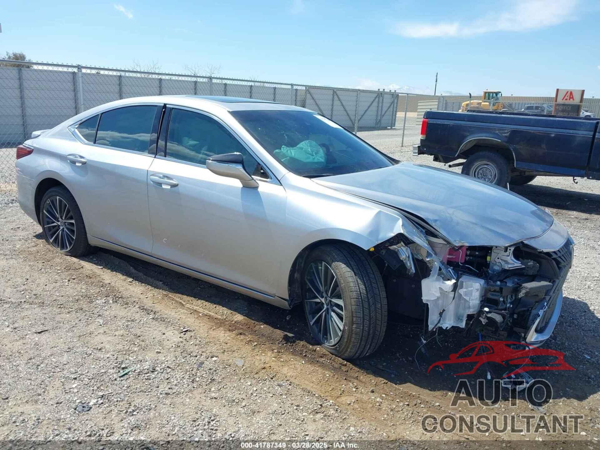 LEXUS ES 300H 2025 - 58ADA1C13SU061061
