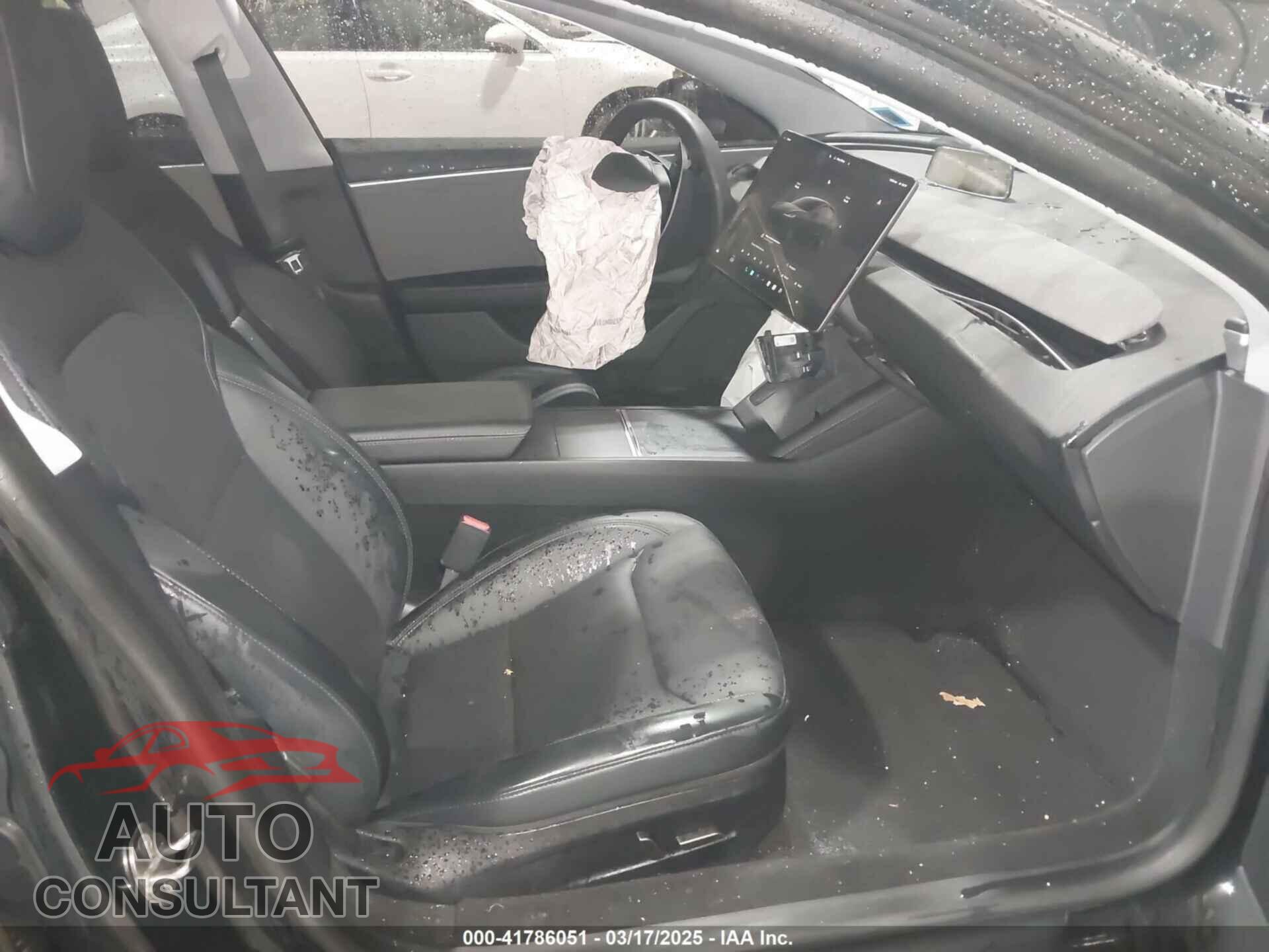 TESLA MODEL 3 2024 - 5YJ3E1EA2RF856579