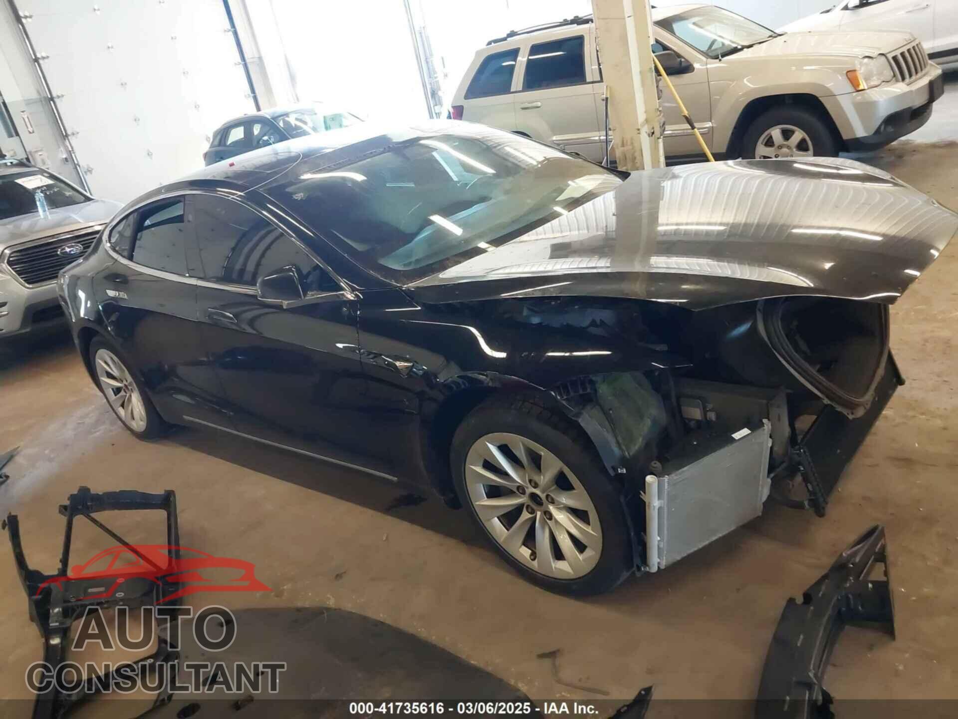 TESLA MODEL S 2017 - 5YJSA1E11HF184410