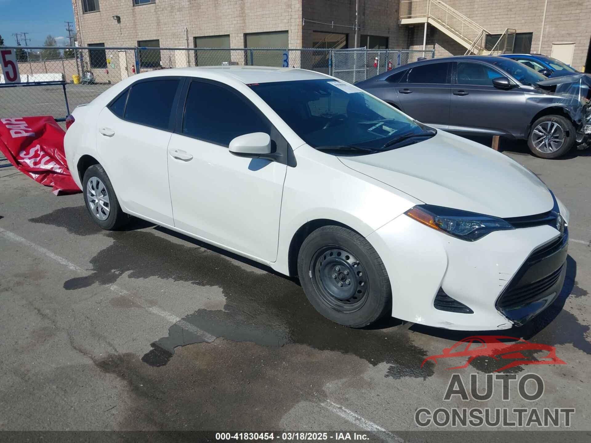 TOYOTA COROLLA 2019 - 5YFBPRHE4KP936883