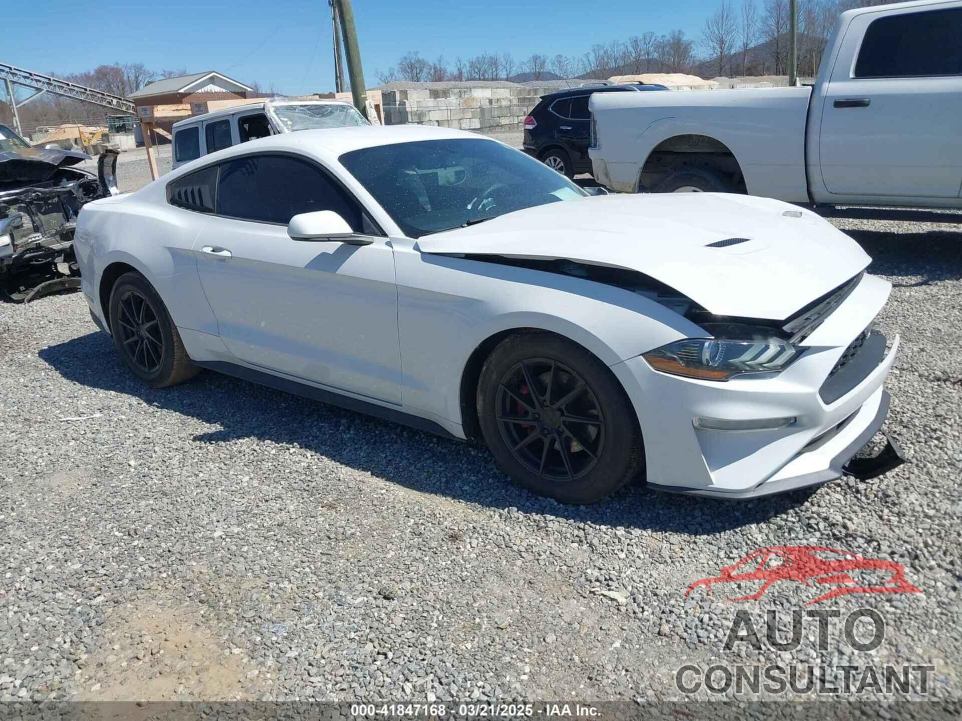 FORD MUSTANG 2018 - 1FA6P8TH9J5101182