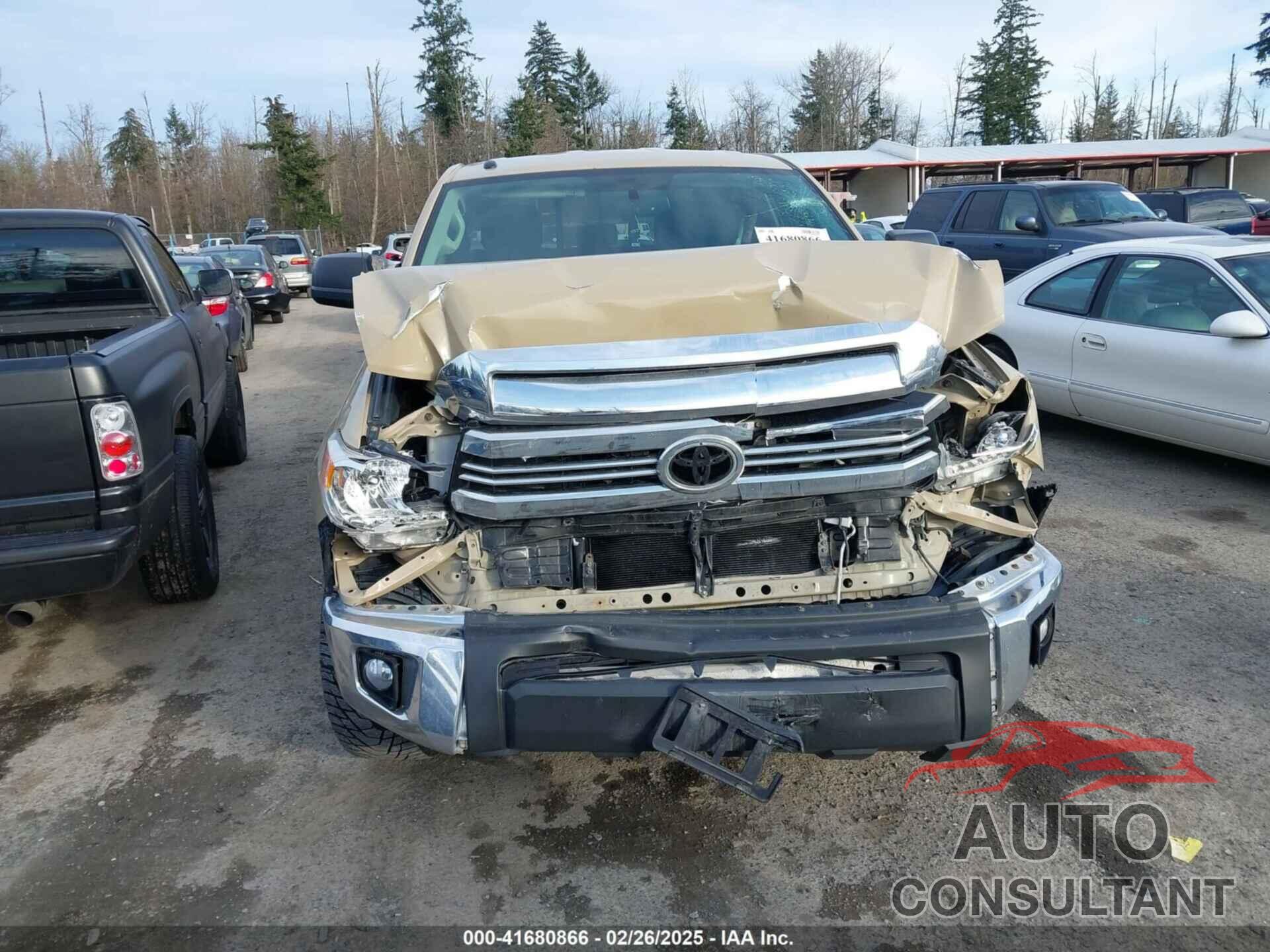 TOYOTA TUNDRA 2017 - 5TFUM5F11HX069429