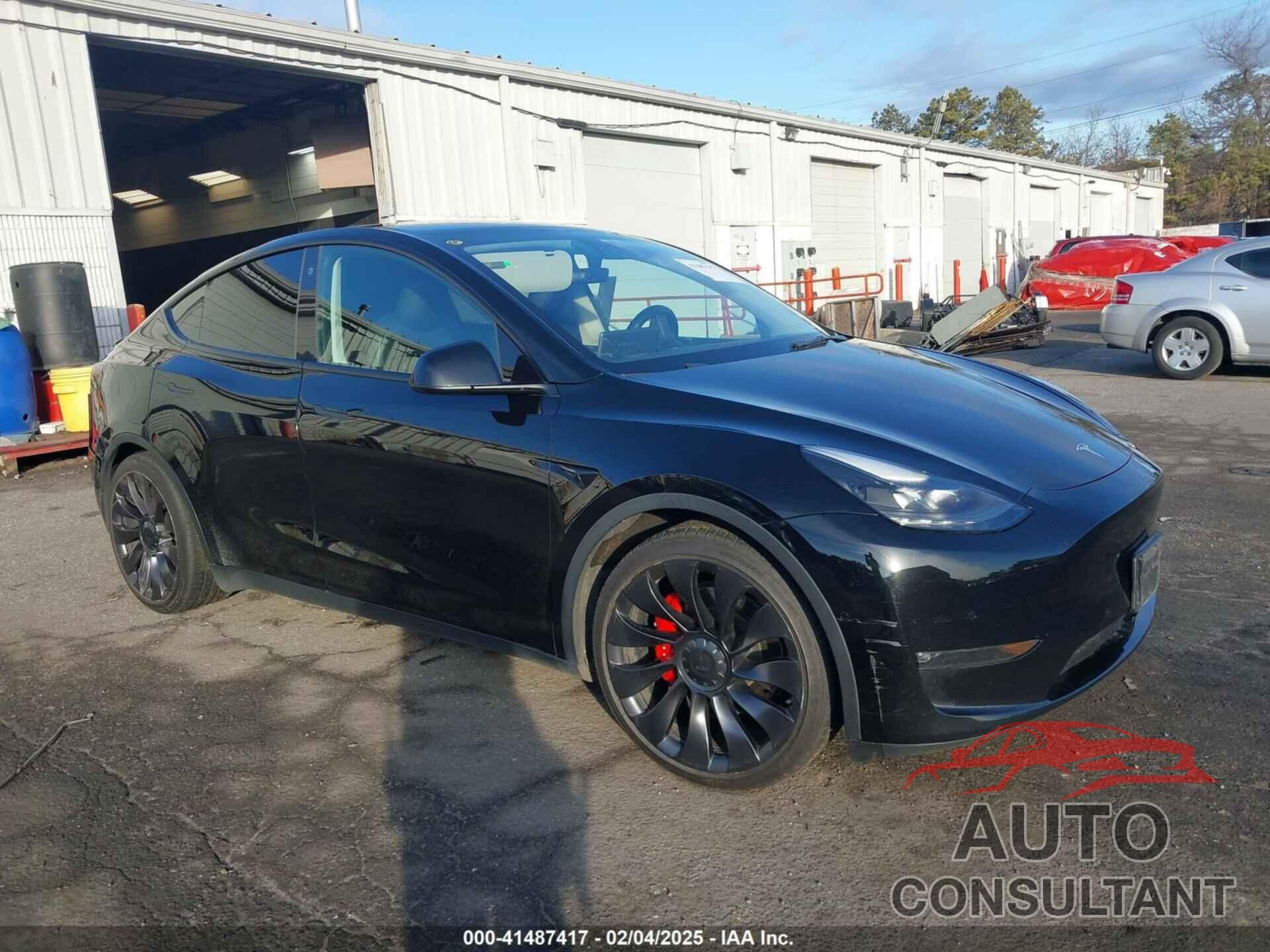 TESLA MODEL Y 2021 - 5YJYGDEF2MF209749