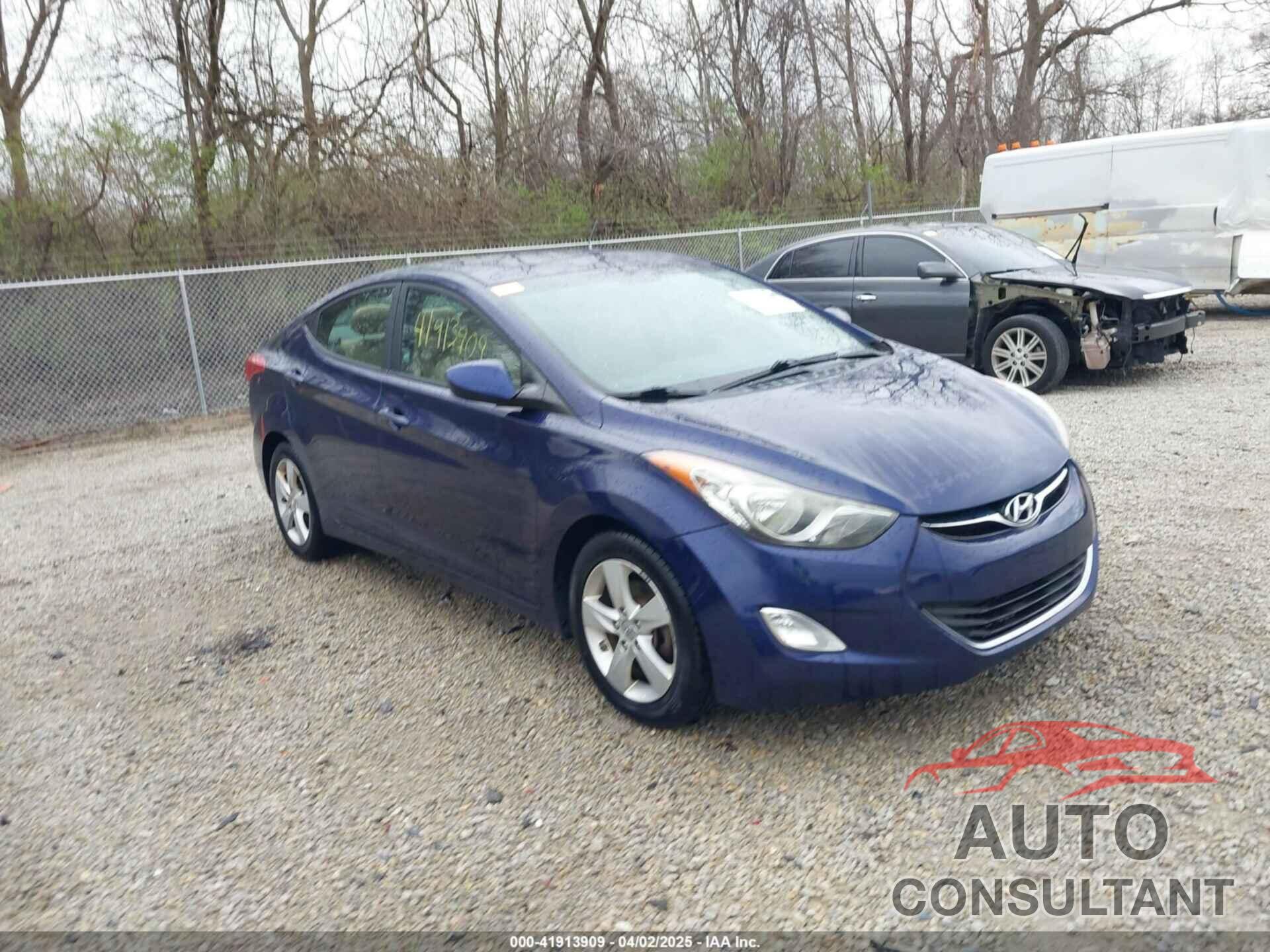 HYUNDAI ELANTRA 2013 - 5NPDH4AE1DH290902