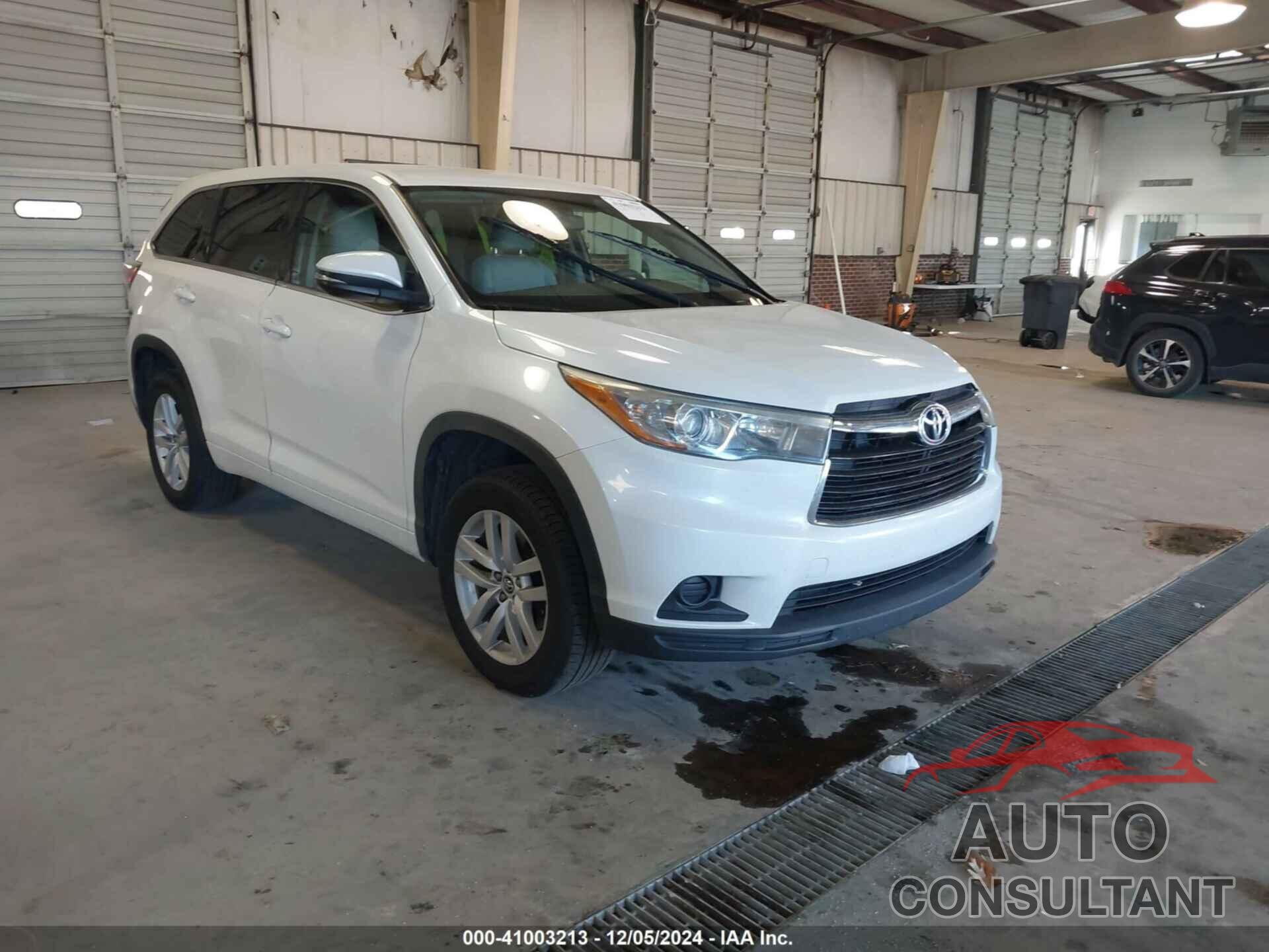 TOYOTA HIGHLANDER 2016 - 5TDZKRFHXGS144567