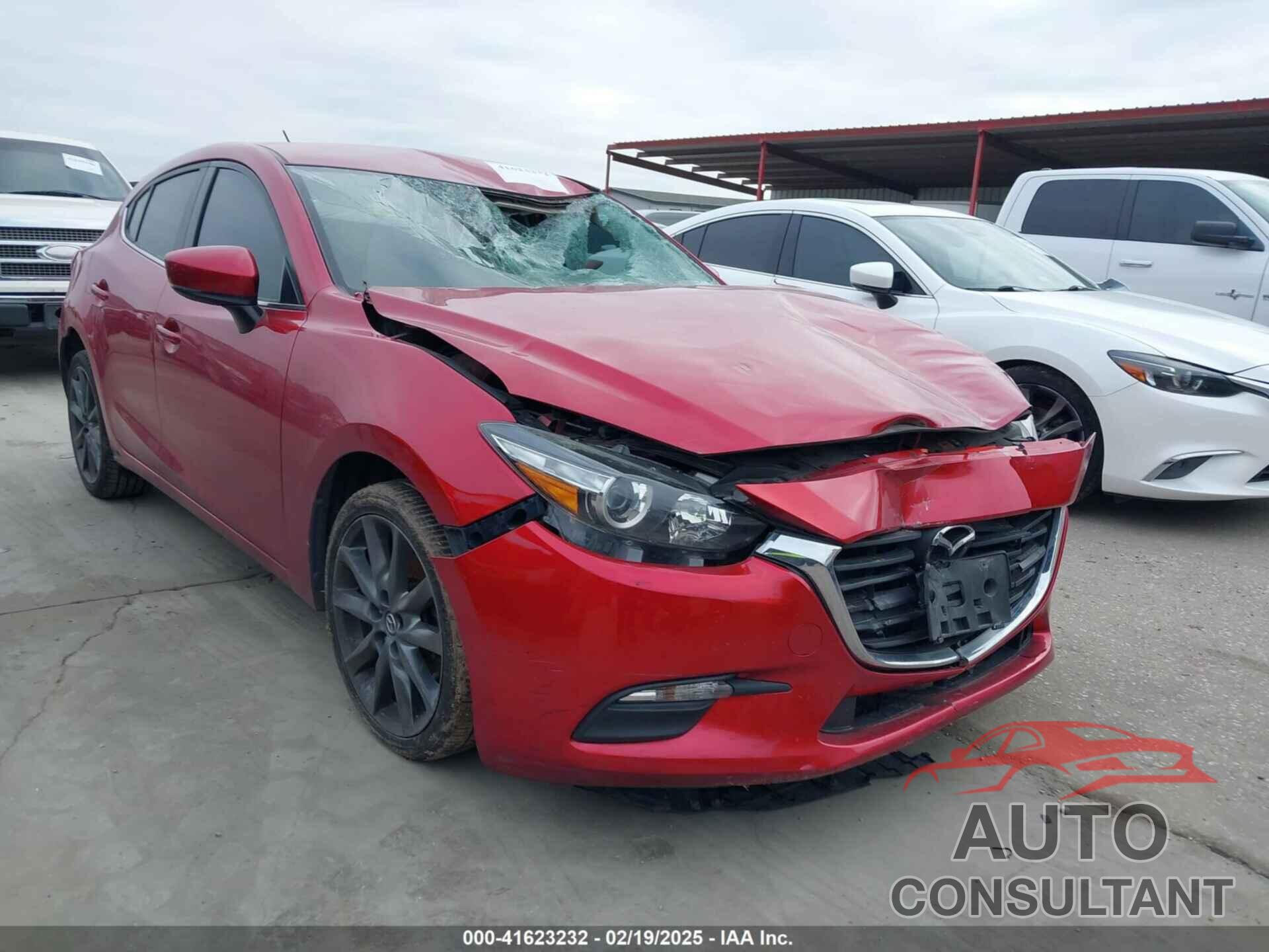 MAZDA MAZDA3 2018 - 3MZBN1L37JM167604