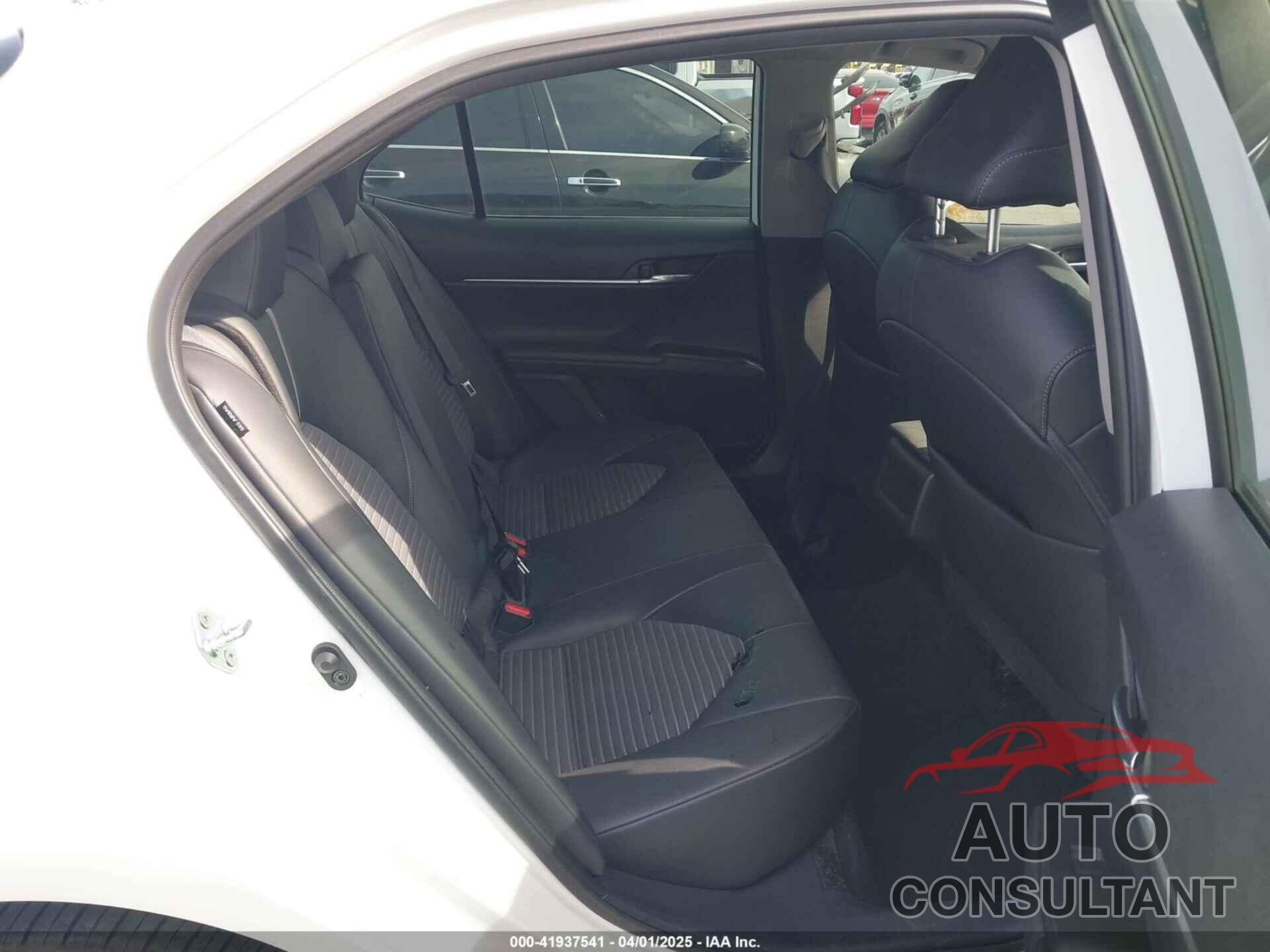 TOYOTA CAMRY 2022 - 4T1G11AKXNU070473