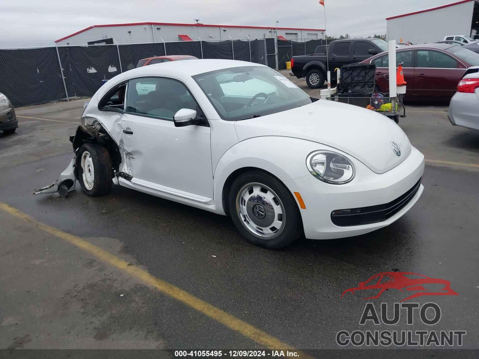 VOLKSWAGEN BEETLE 2015 - 3VWF17AT8FM656748