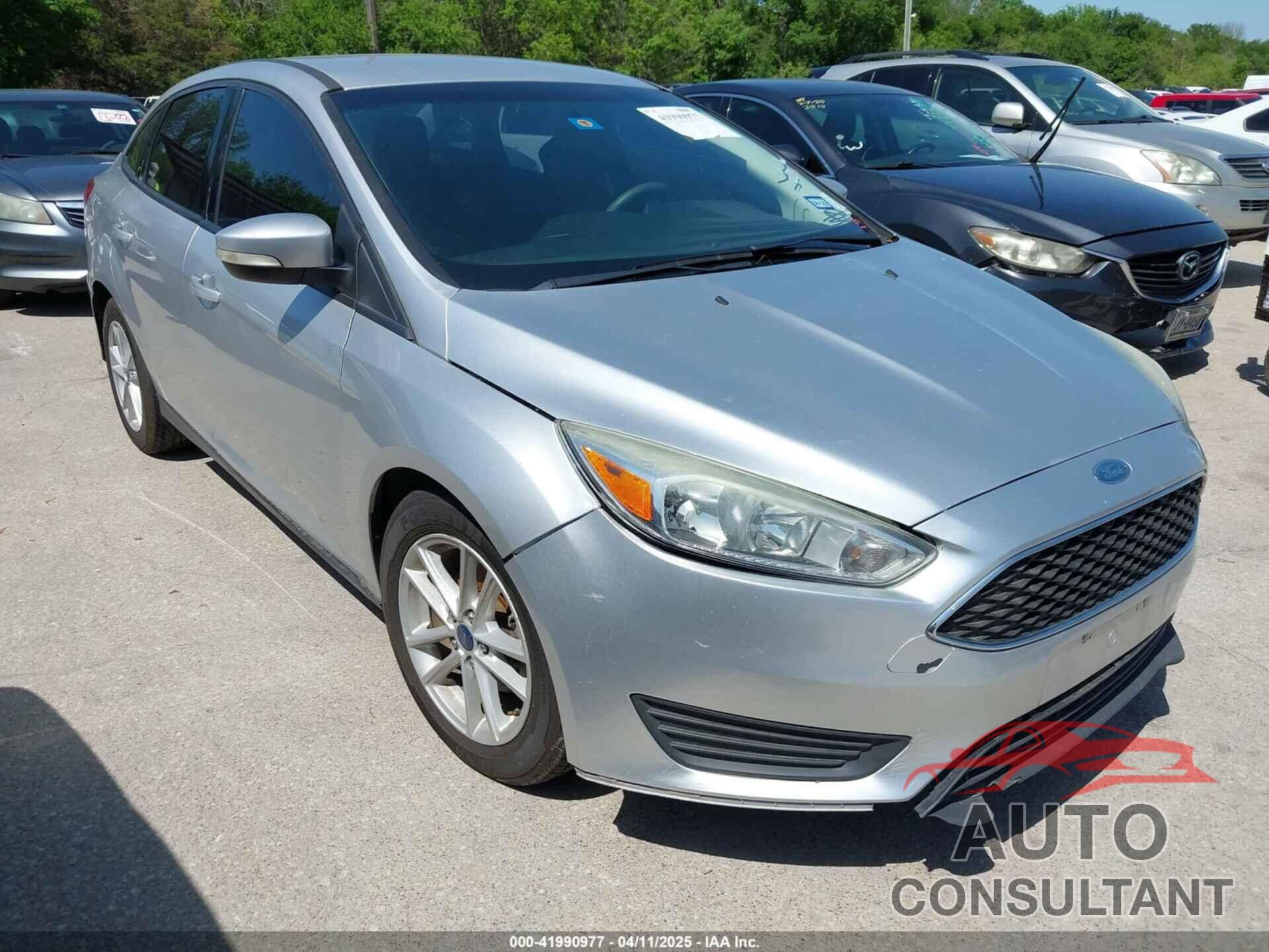 FORD FOCUS 2017 - 1FADP3F21HL263170