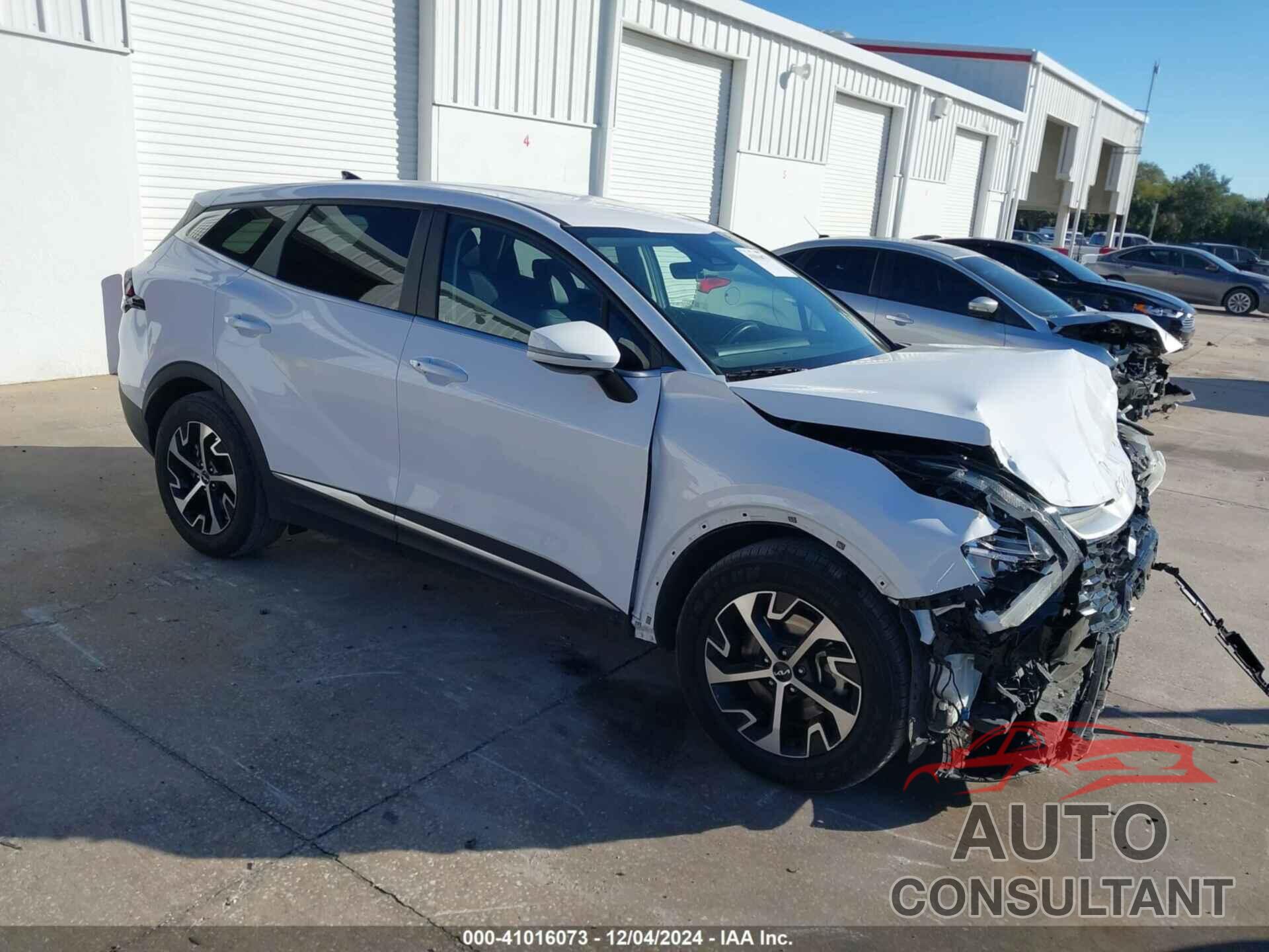 KIA SPORTAGE 2023 - 5XYK33AF4PG117220