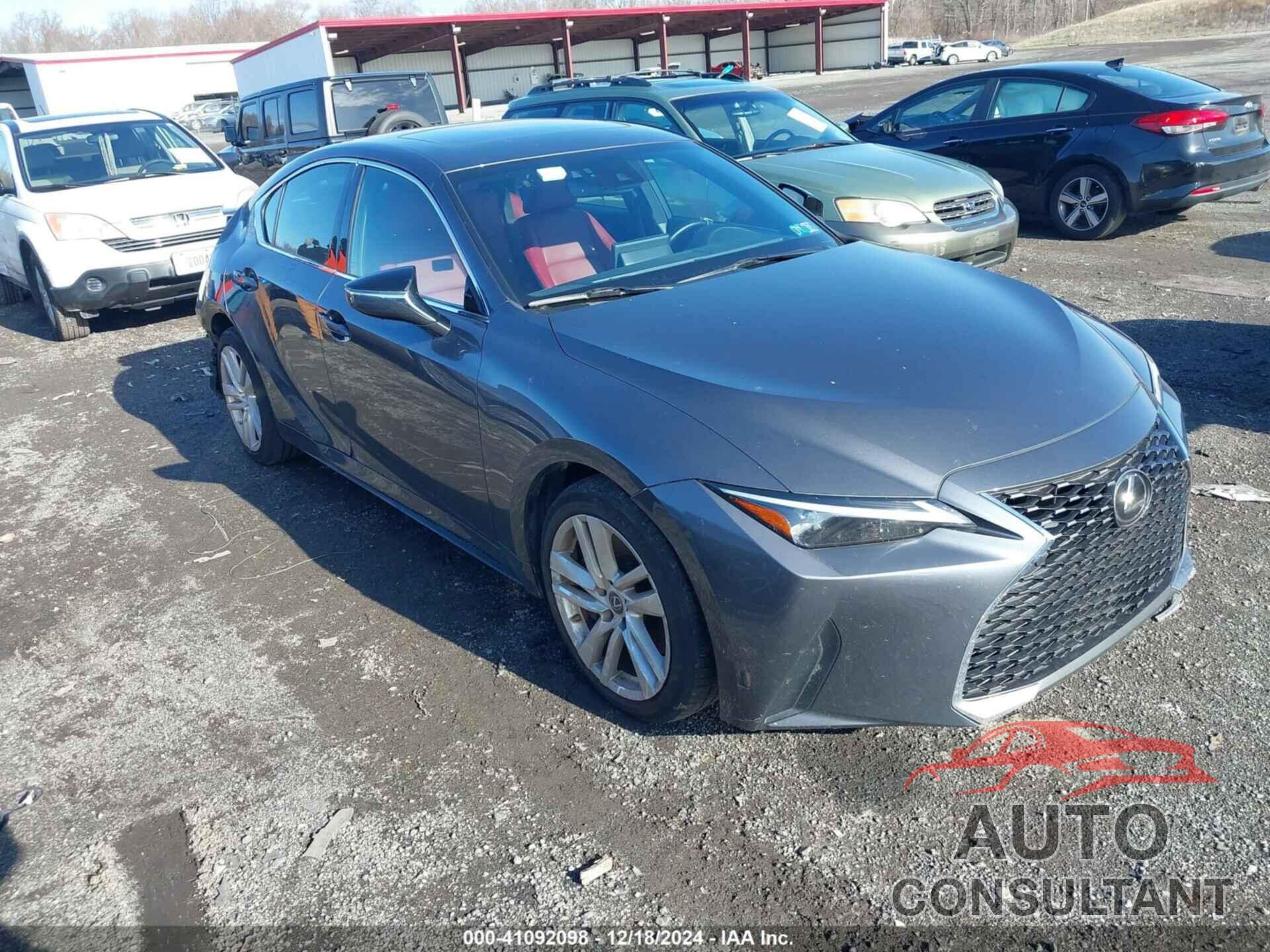 LEXUS IS 300 2021 - JTHC81F2XM5045779