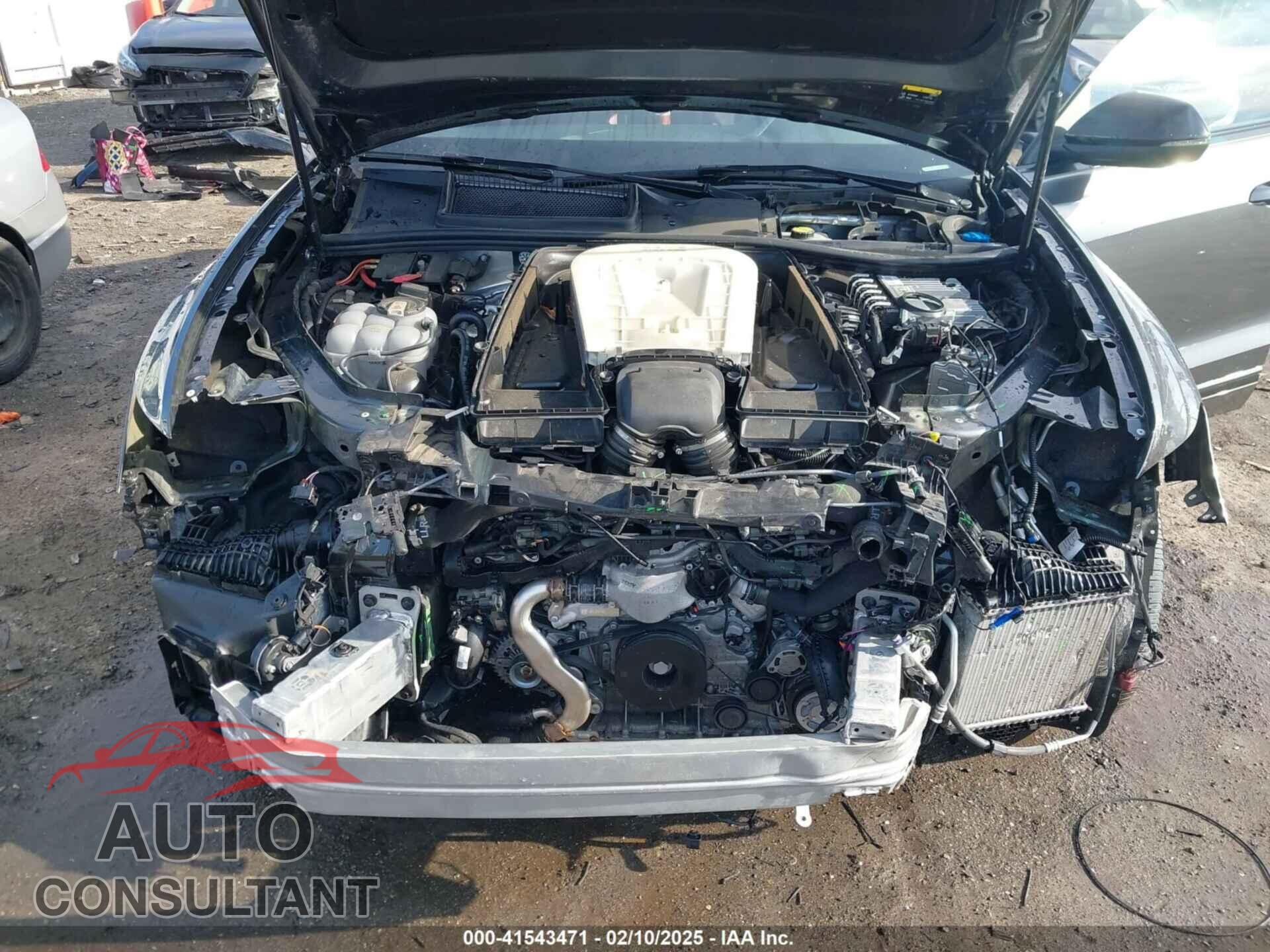 AUDI SQ8 2022 - WA1AWBF1XND024105