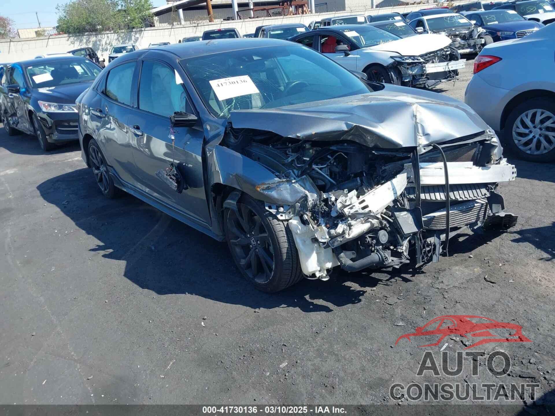 HONDA CIVIC 2018 - SHHFK7H9XJU215984