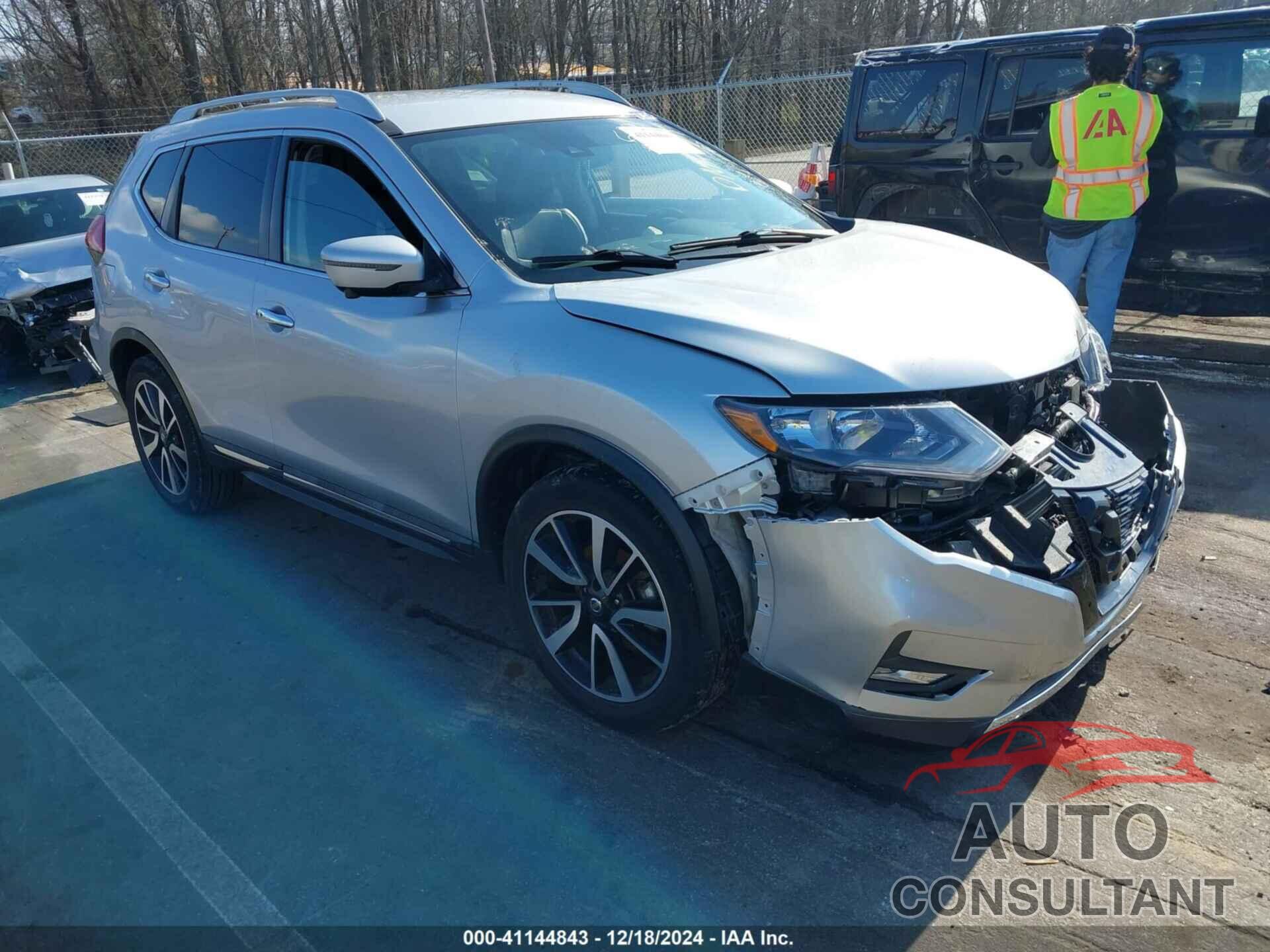 NISSAN ROGUE 2019 - 5N1AT2MT6KC761902