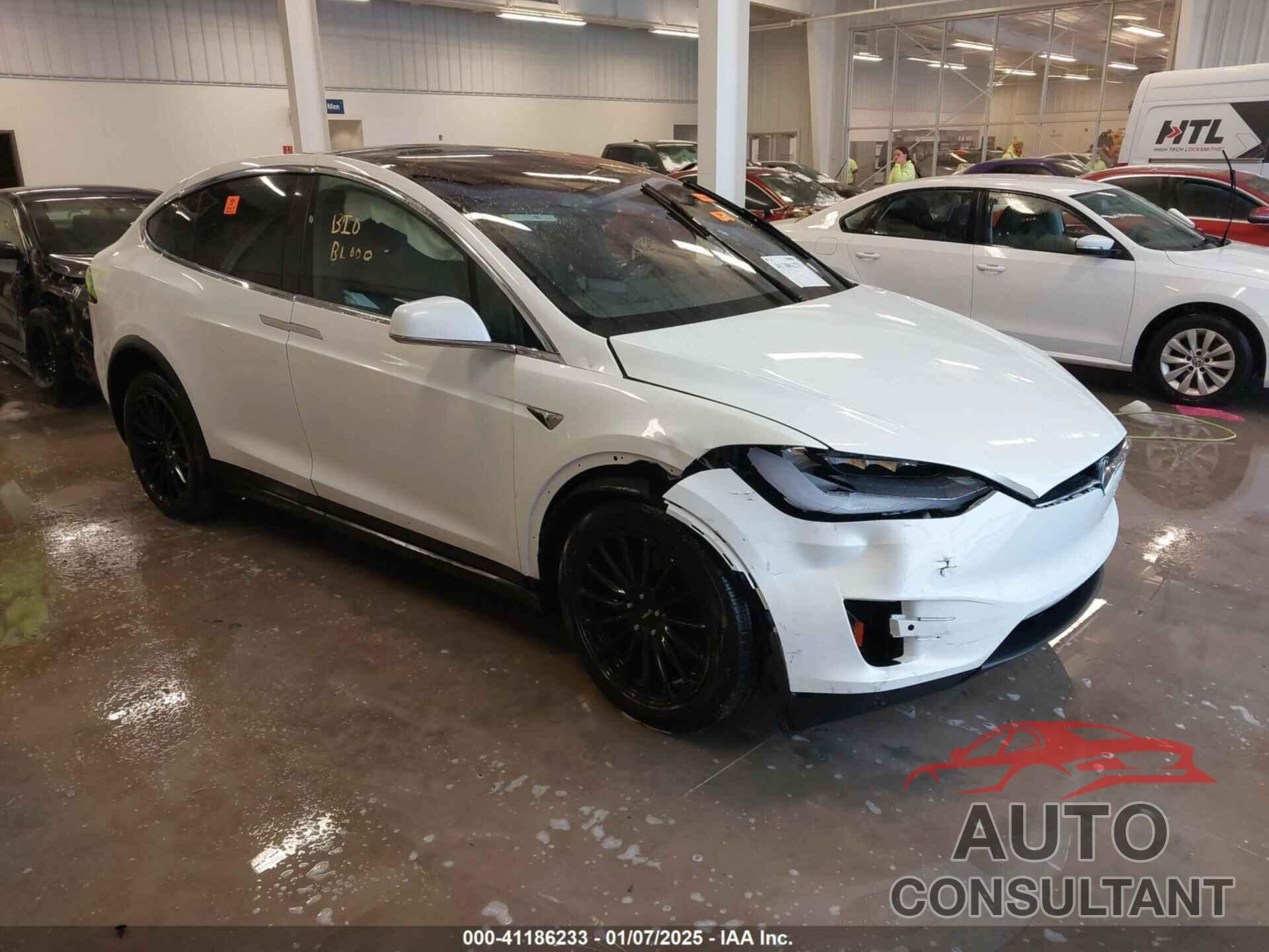 TESLA MODEL X 2018 - 5YJXCBE26JF144747