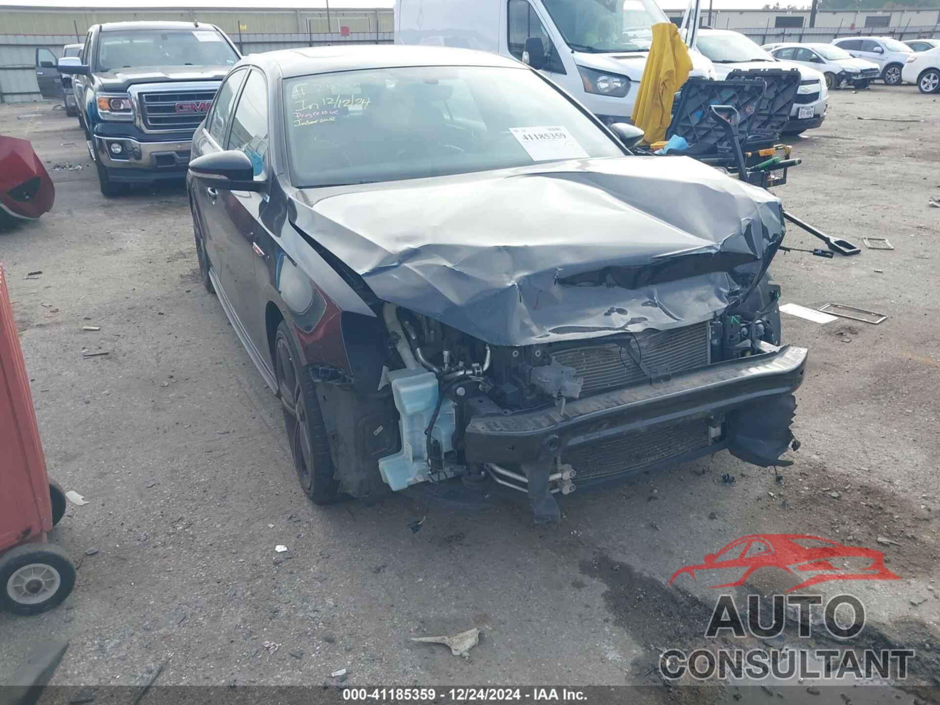 VOLKSWAGEN JETTA 2017 - 3VW5T7AJ5HM232144